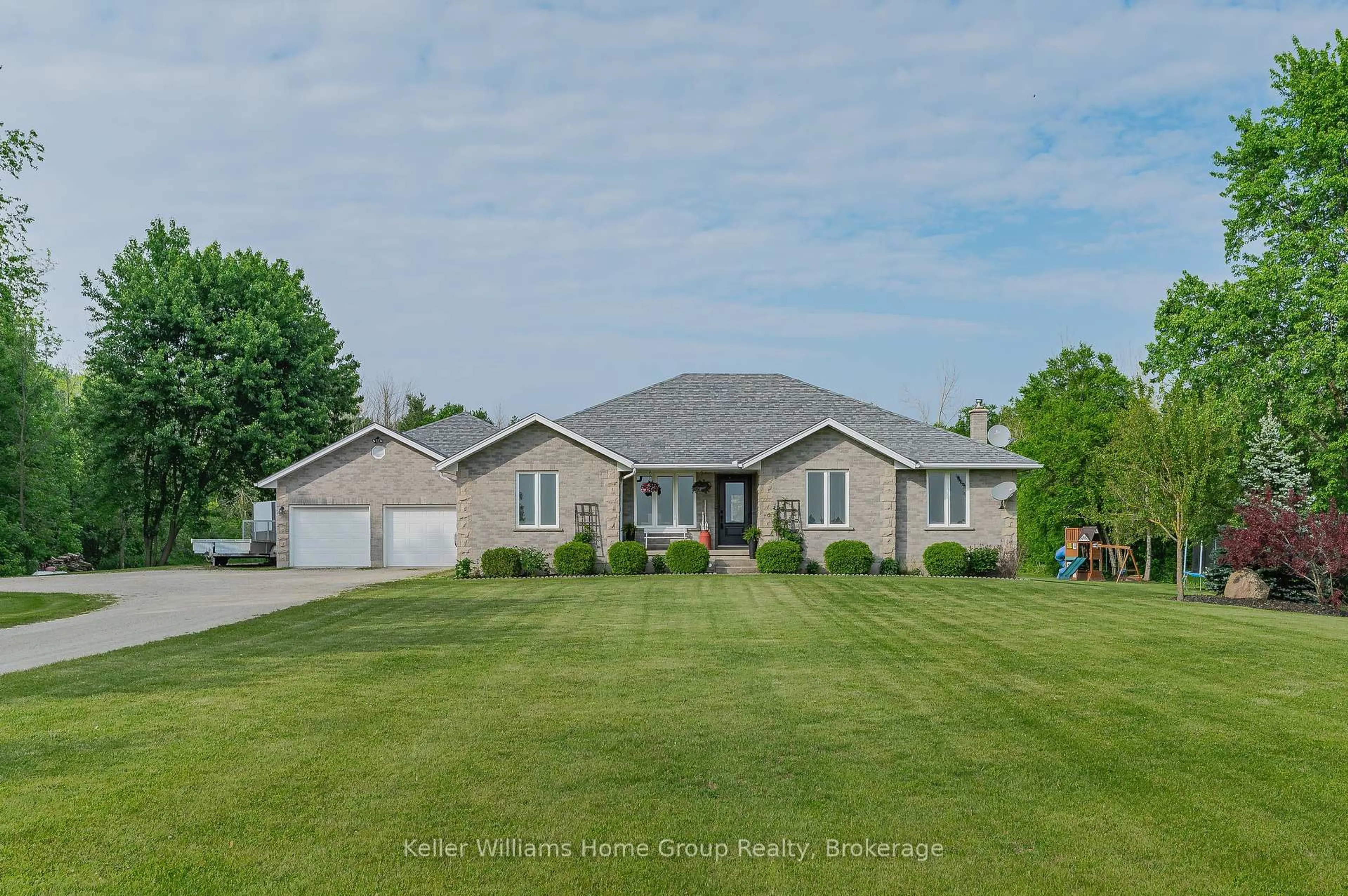A pic from outside/outdoor area/front of a property/back of a property/a pic from drone, street for 7003 Beatty Line, Centre Wellington Ontario N1M 2W3