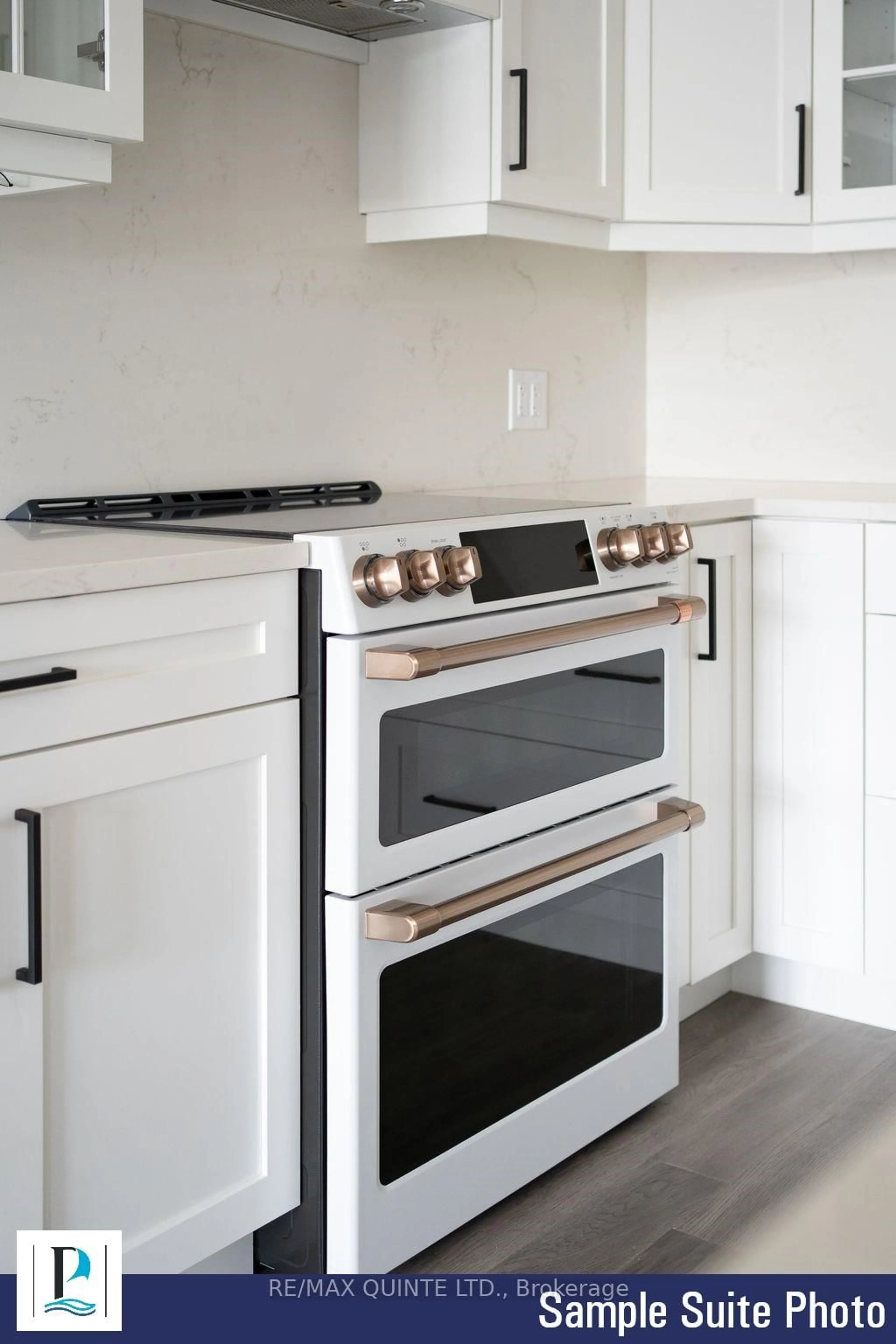 Contemporary kitchen, unknown for 12 Clara Dr #407, Prince Edward County Ontario K0K 2T0
