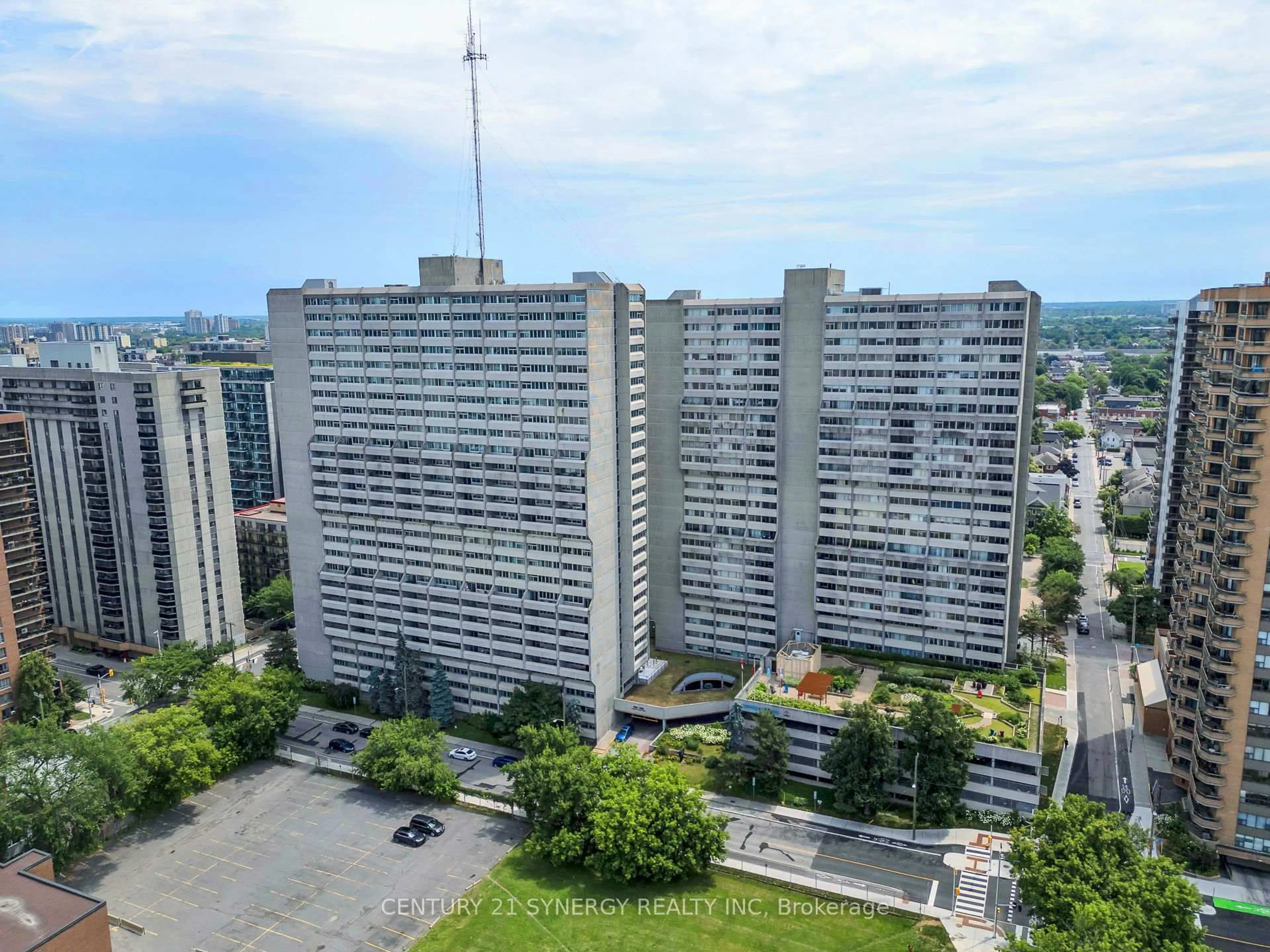 A pic from outside/outdoor area/front of a property/back of a property/a pic from drone, city buildings view from balcony for 500 Laurier Ave #1206, Ottawa Ontario K1R 5E1