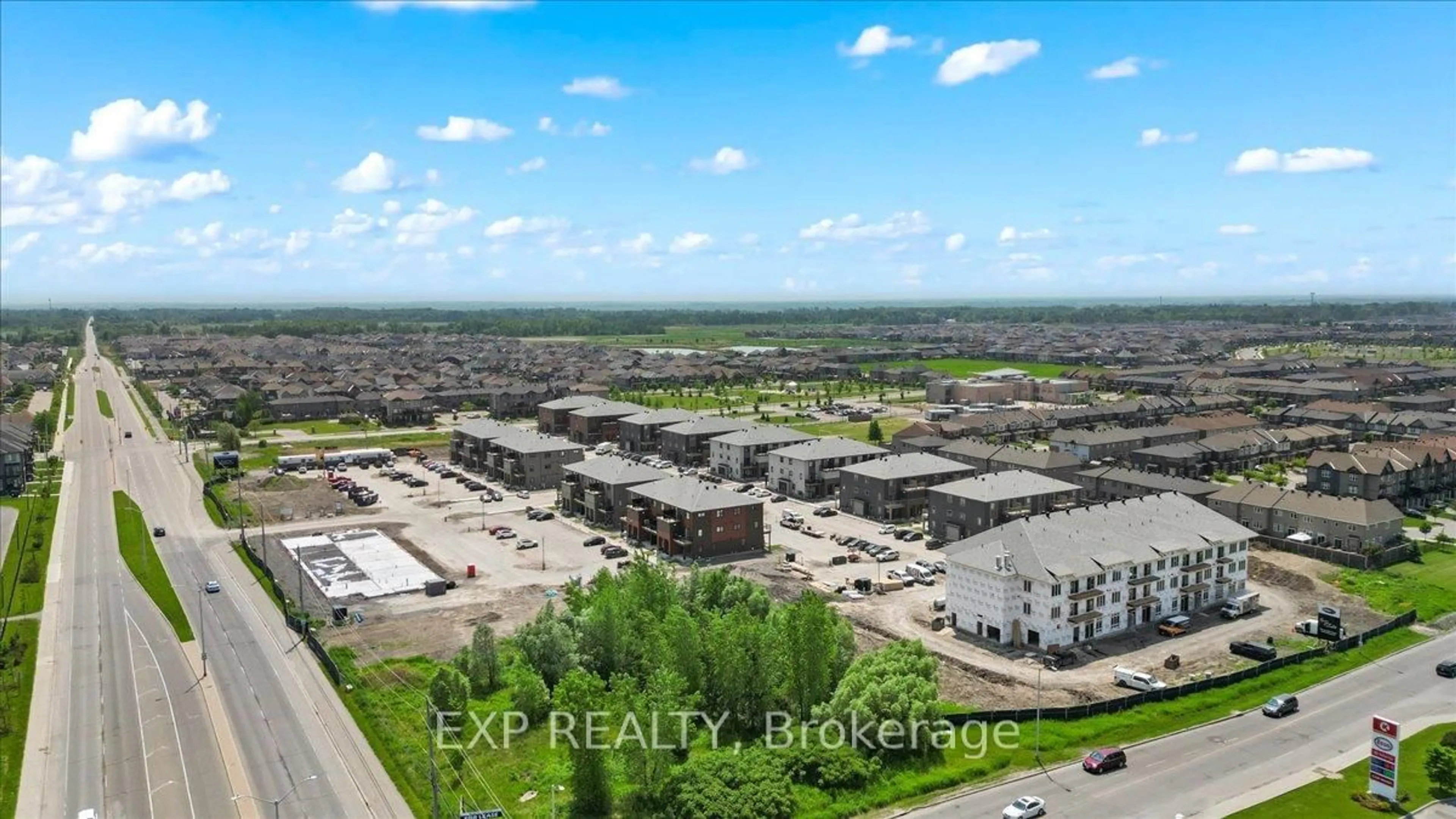 A pic from outside/outdoor area/front of a property/back of a property/a pic from drone, unknown for 2370 TENTH LINE Rd #3203, Ottawa Ontario K4A 0M7