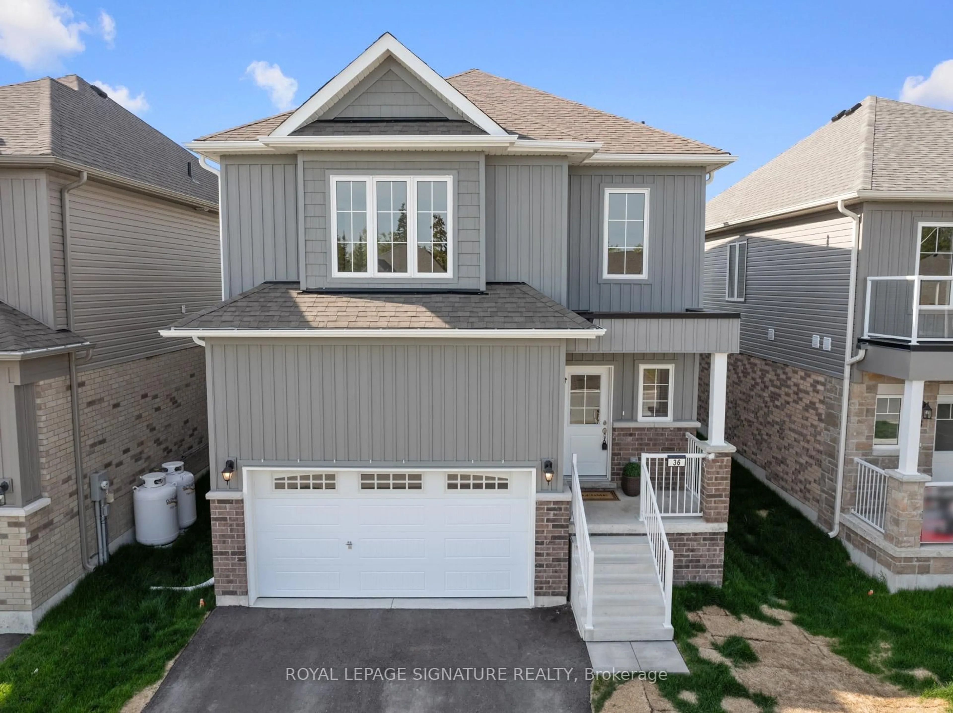 Home with vinyl exterior material, street for 36 Hillcroft Way, Kawartha Lakes Ontario K0M 1A0
