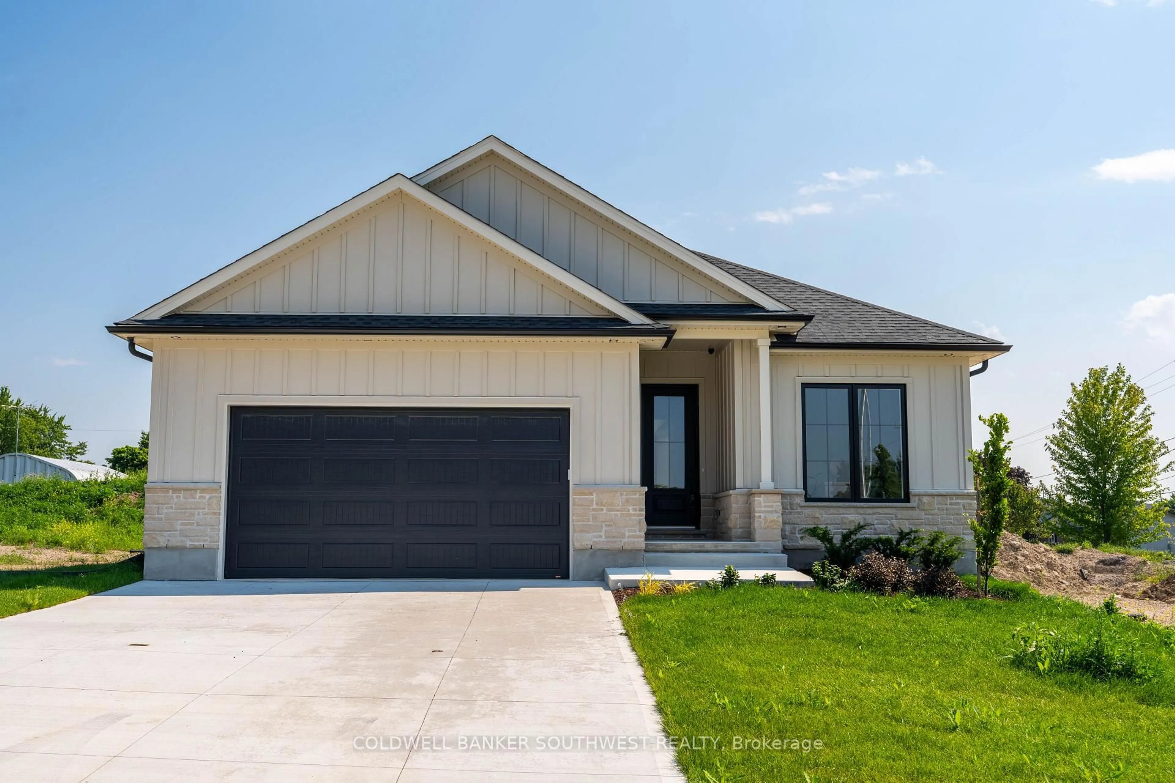 Home with vinyl exterior material, street for 103 Sutherland Dr, St. Clair Ontario N0N 1H0