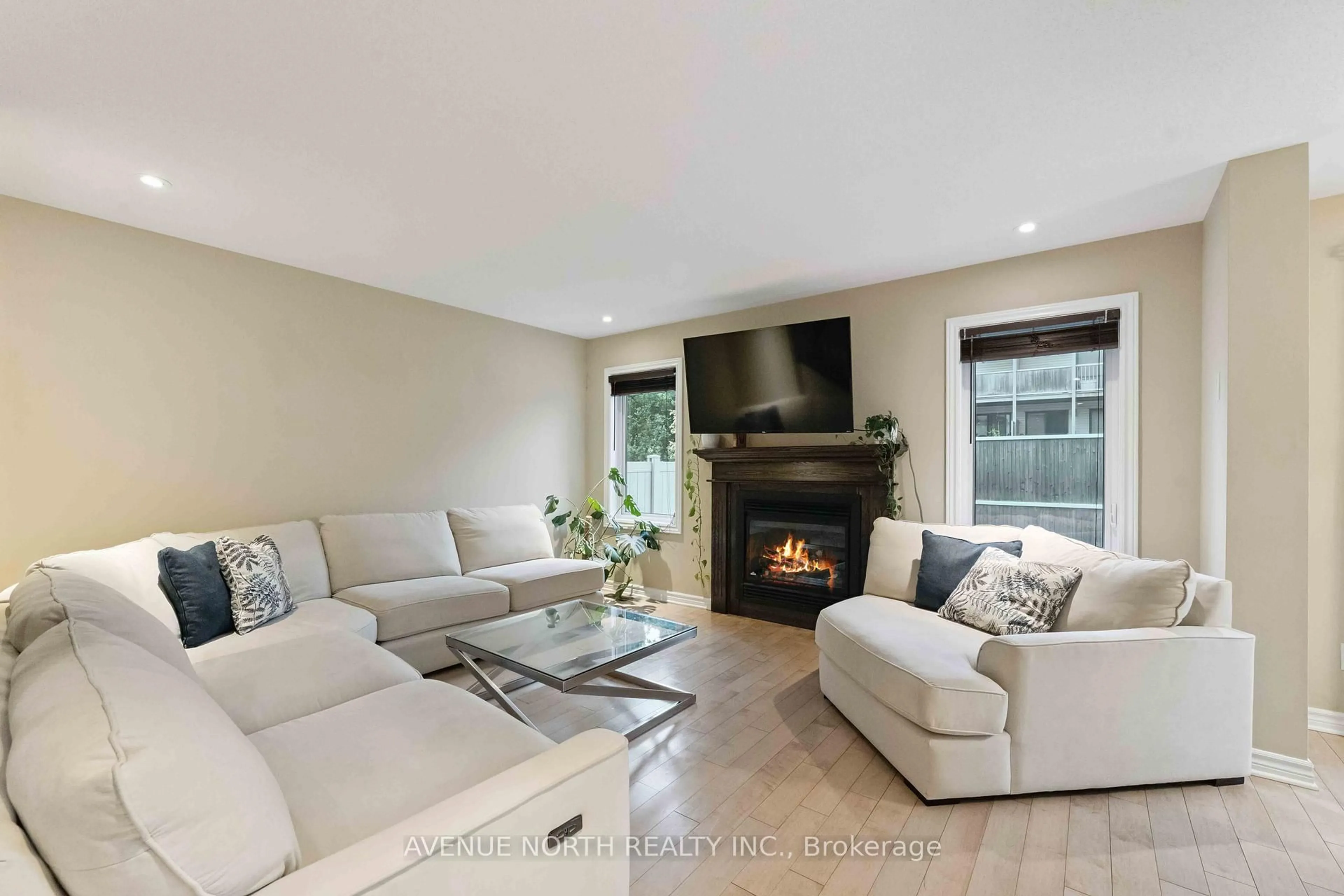 Living room with furniture, unknown for 88 Cormack Circ, Ottawa Ontario K2J 5R9
