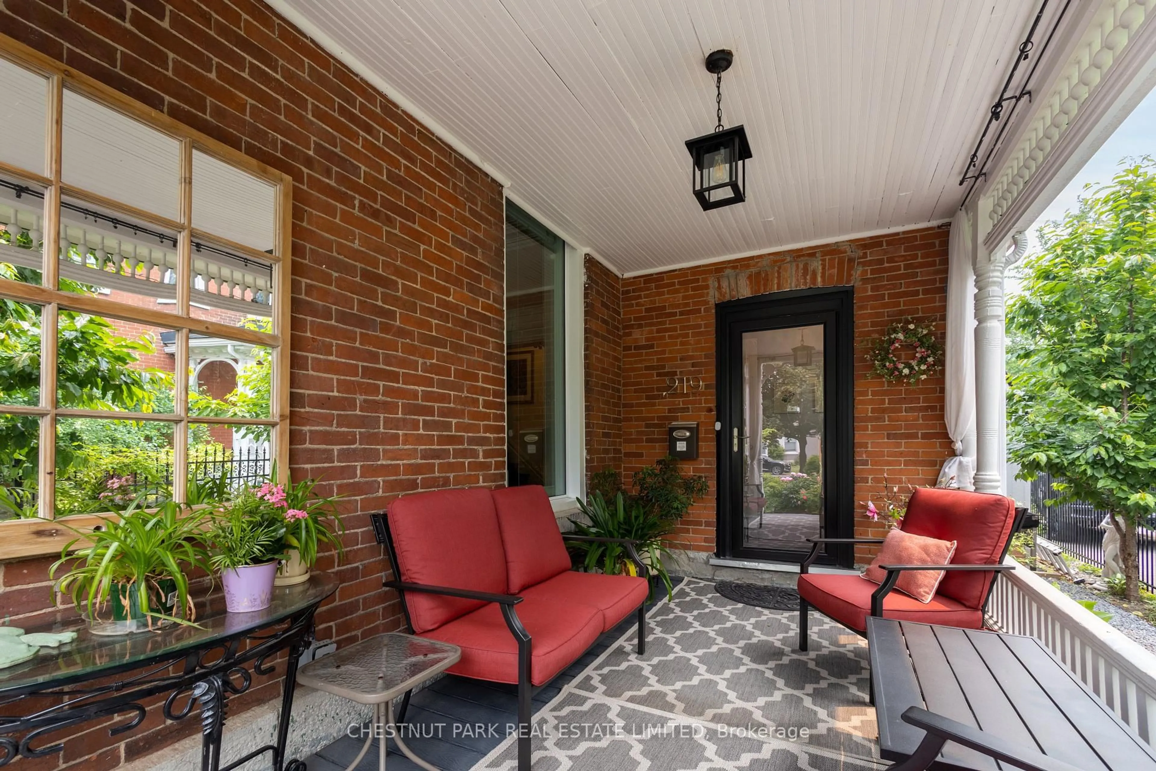 Patio, street for 219 Charles St, Belleville Ontario K8N 3M3