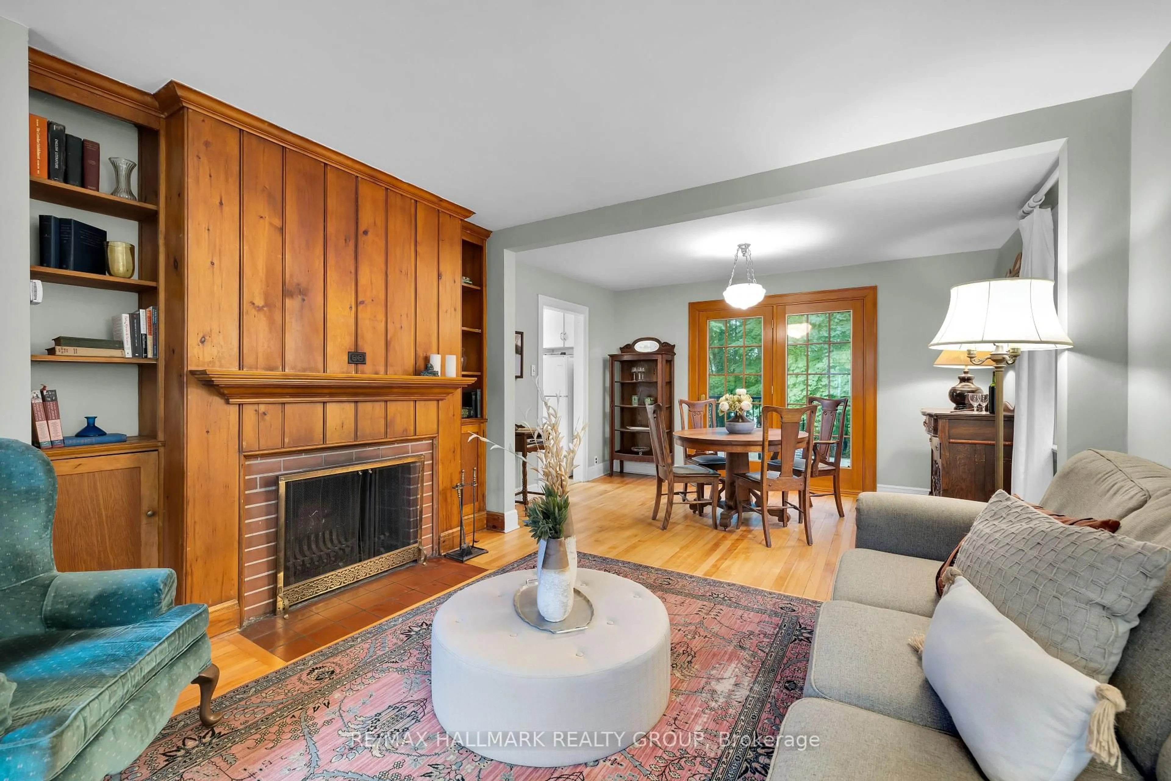 Living room with furniture, wood/laminate floor for 249 Old Irving Pl, Ottawa Ontario K1Y 1Z9