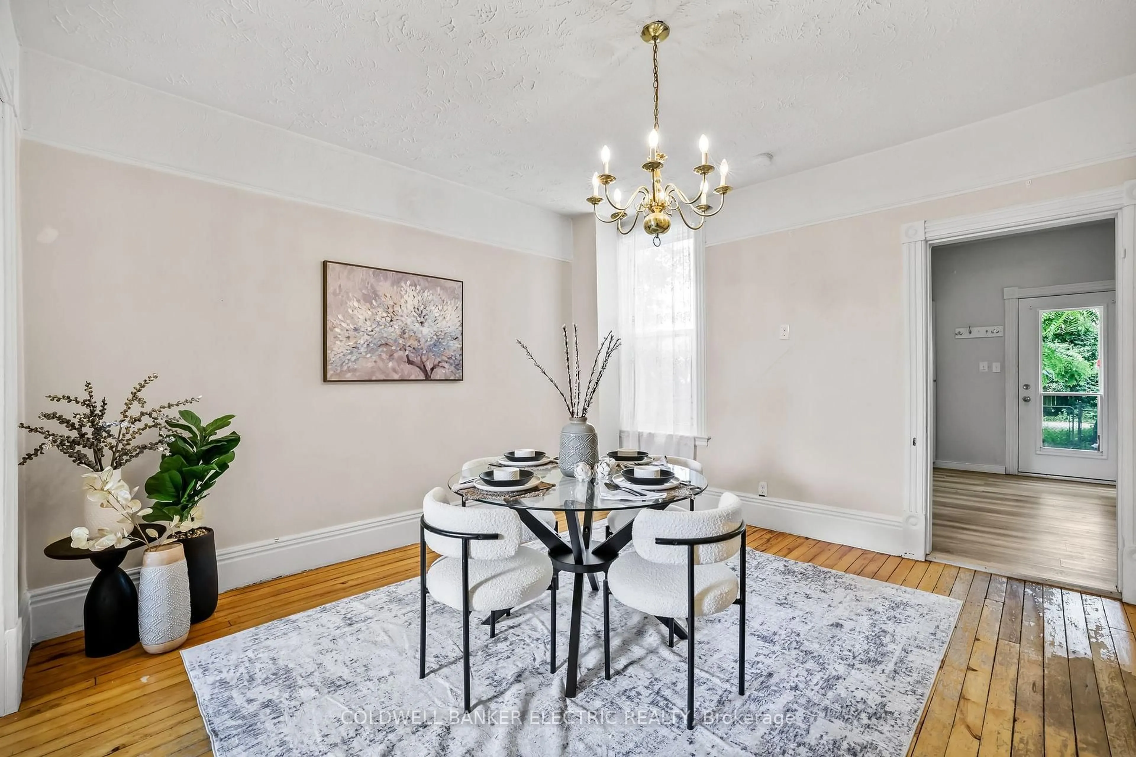 Dining room, unknown for 145 Stewart St, Peterborough Central Ontario K9J 3M3
