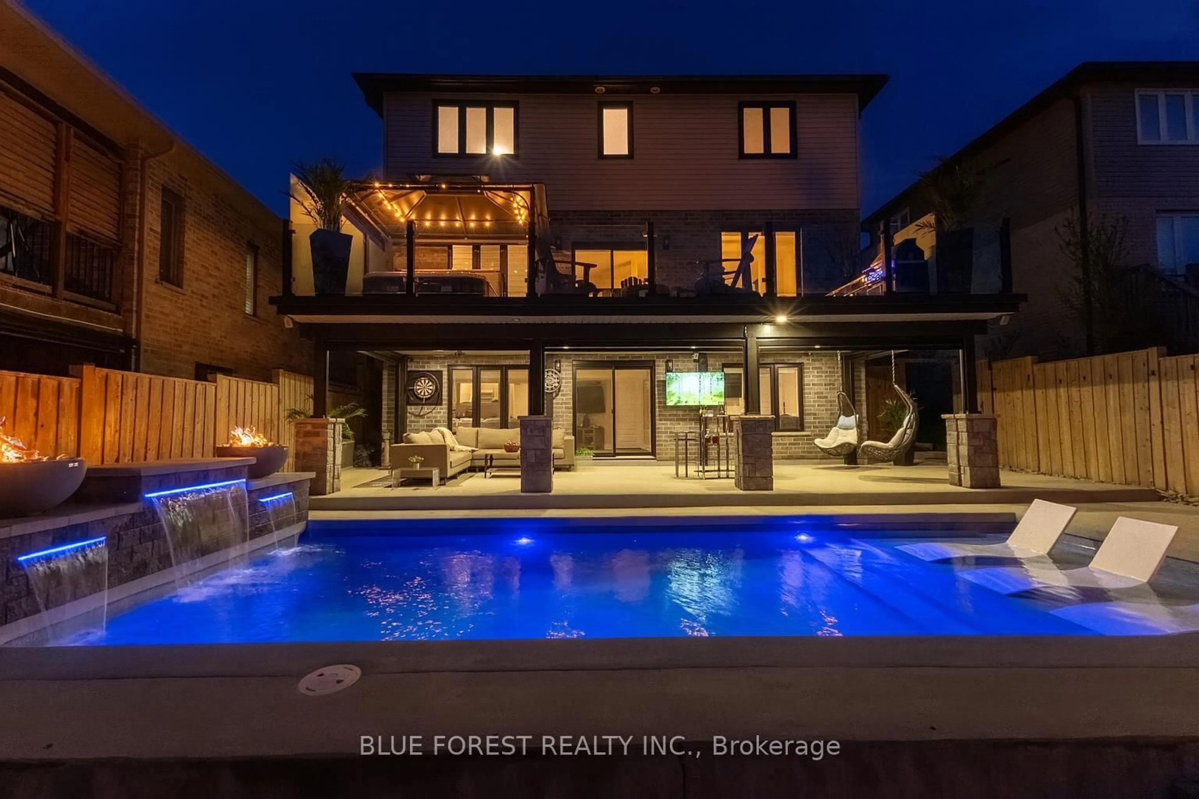 Unknown for 2529 Seven Oaks Rdge, London South Ontario N6M 0E6