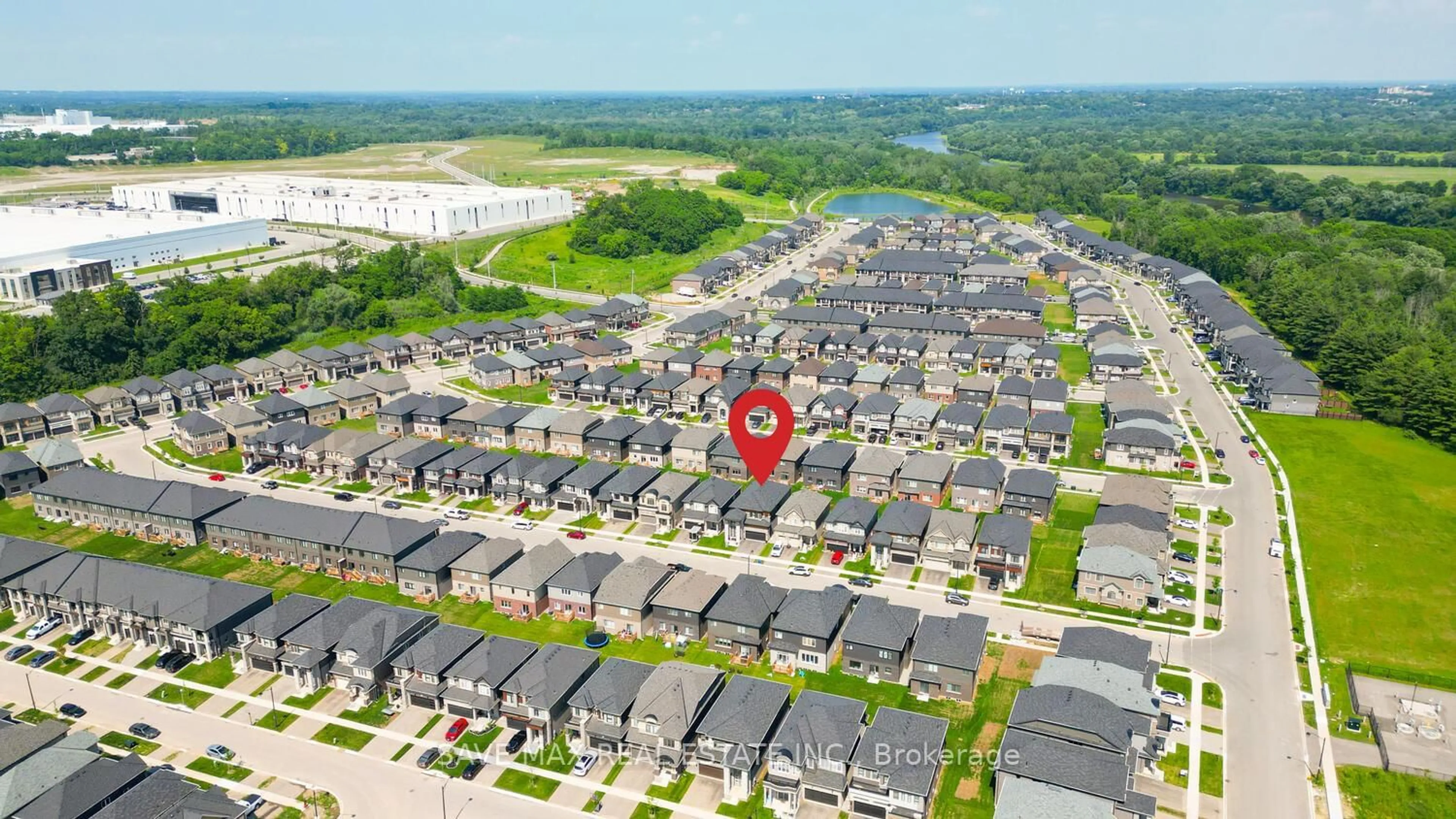 A pic from outside/outdoor area/front of a property/back of a property/a pic from drone, street for 44 Wakeling Dr, Brantford Ontario N3V 0B5