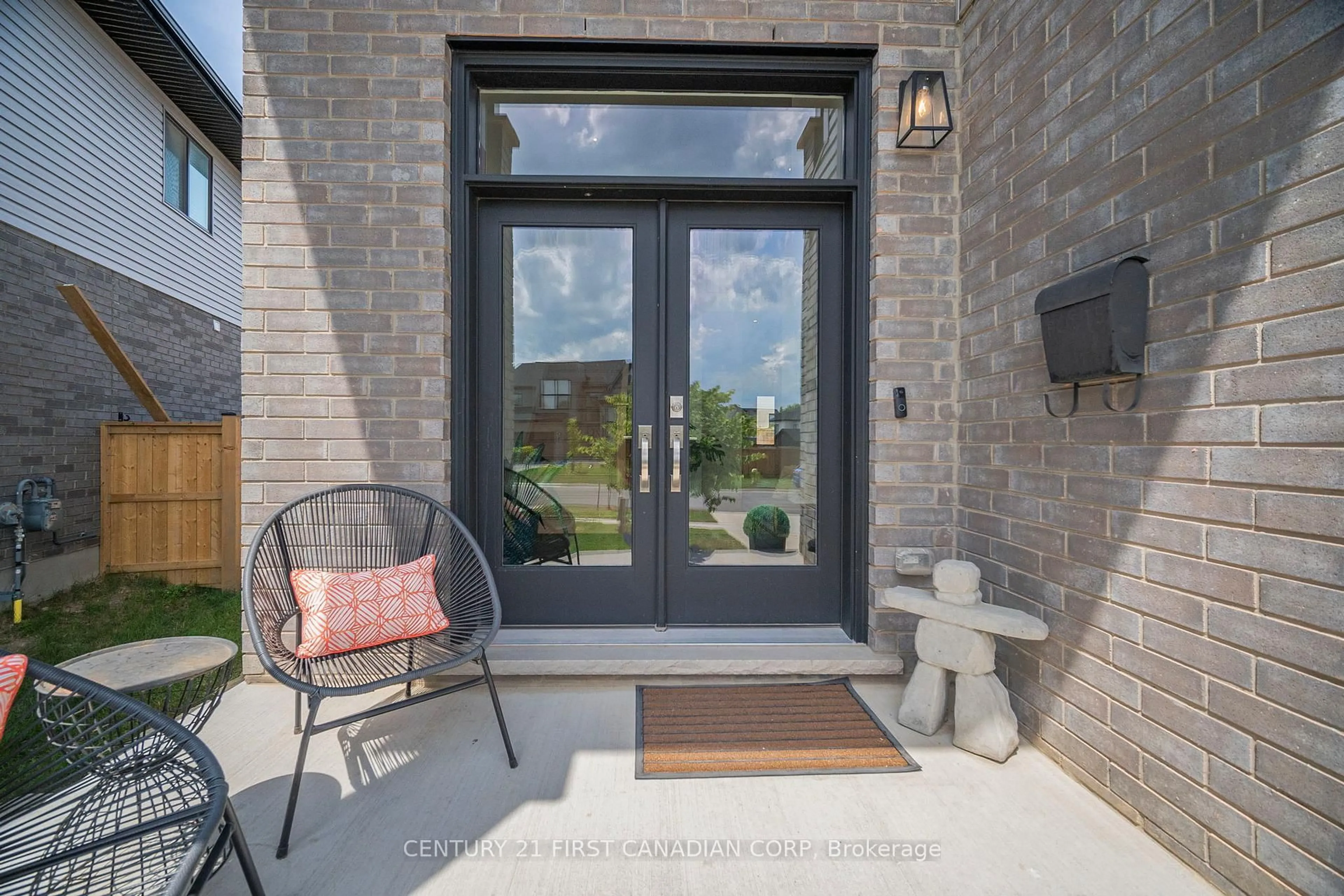 Indoor entryway for 12 Locky Lane, Middlesex Centre Ontario N0L 1R0