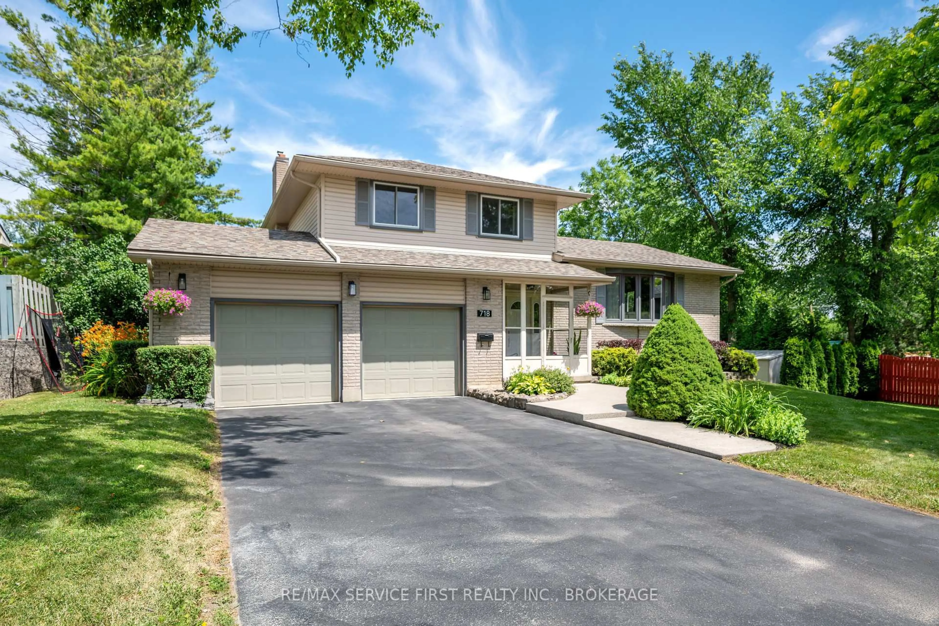 Unknown for 718 Holgate Cres, Kingston Ontario K7M 5A6