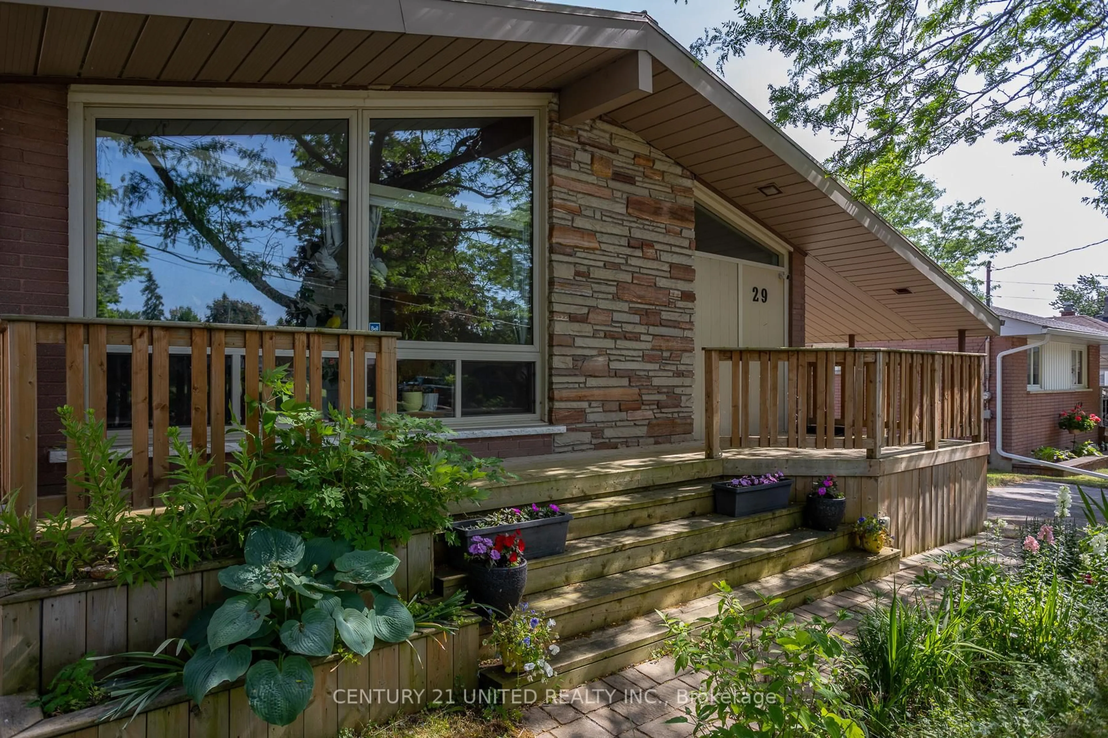 Unknown for 29 Kawartha Dr, Kawartha Lakes Ontario K9V 1A6