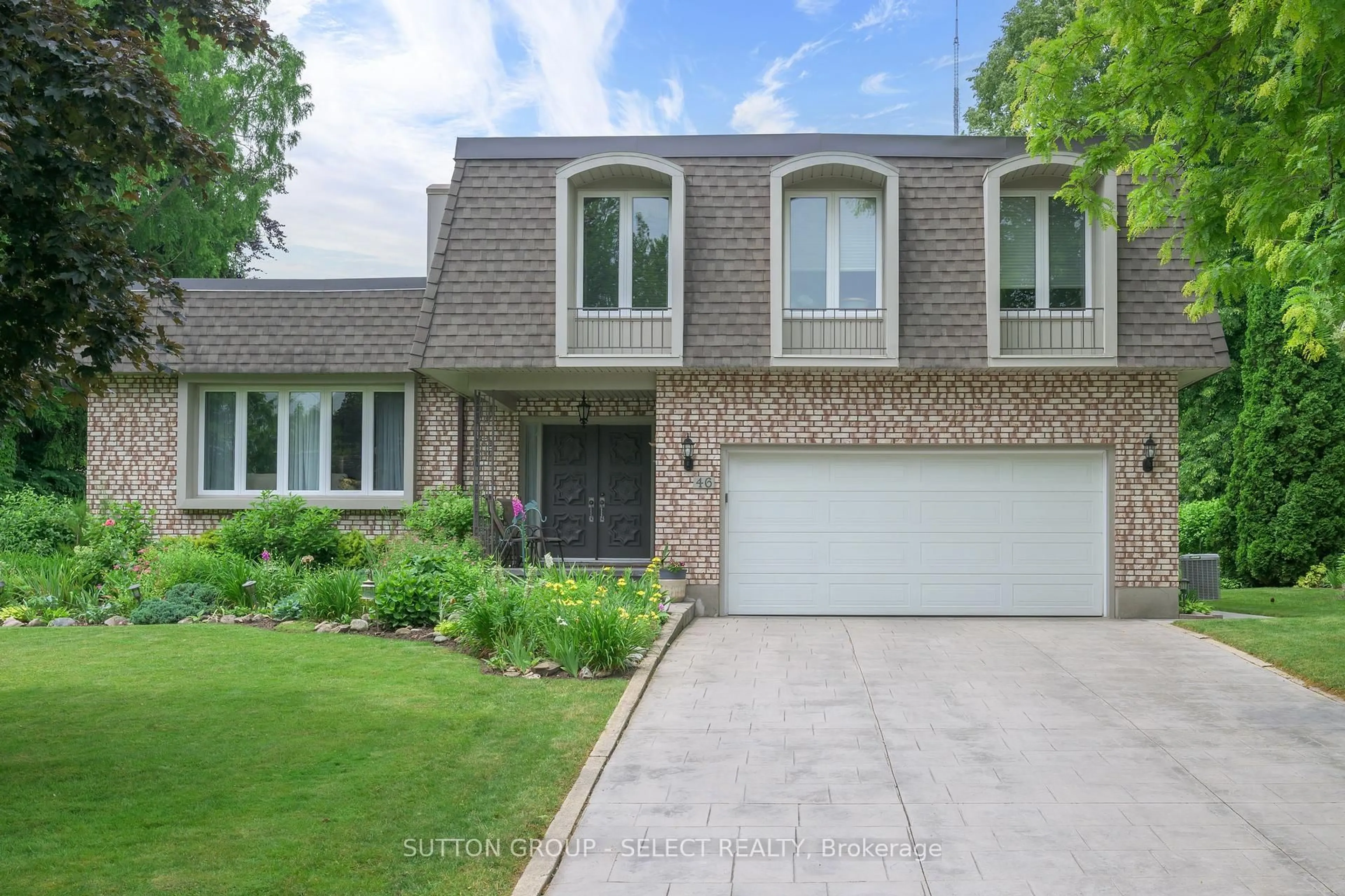 Home with brick exterior material, street for 46 Grand View Cres, London South Ontario N6K 2Y2
