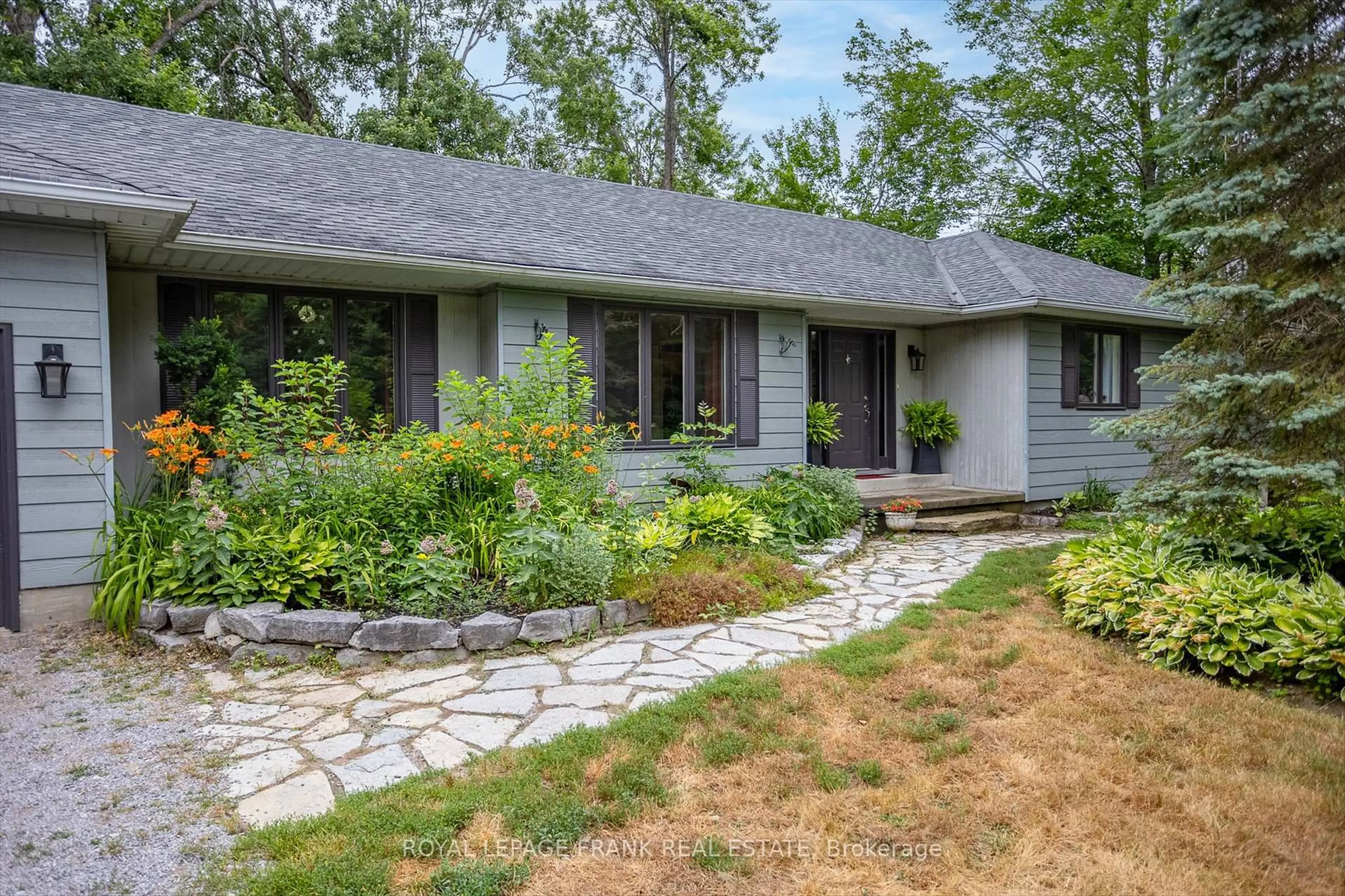 Unknown for 102 Edwina Dr, Trent Lakes Ontario K0M 1A0