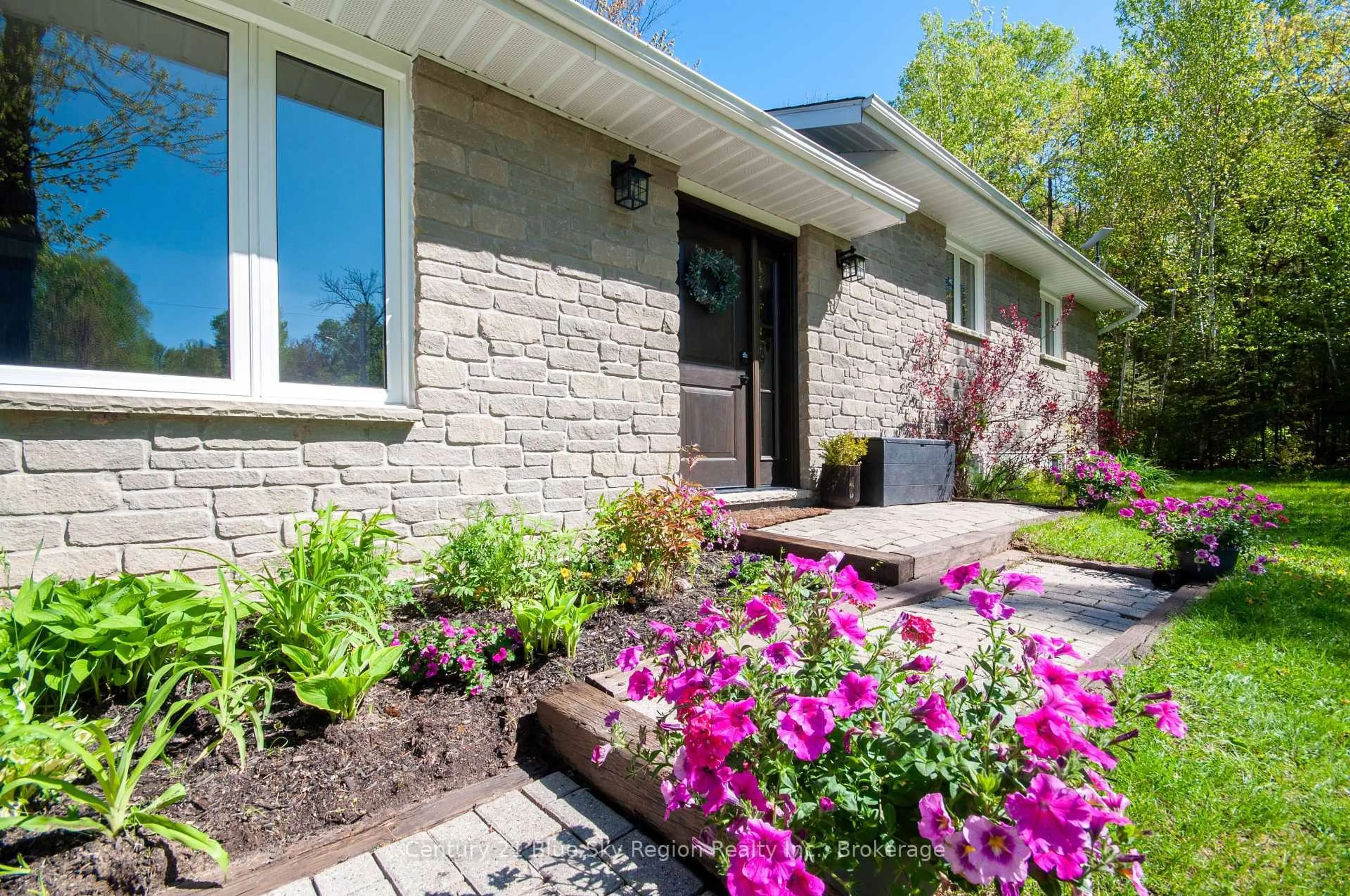 Home with brick exterior material, street for 21 Denise Dr, East Ferris Ontario P0H 1B0