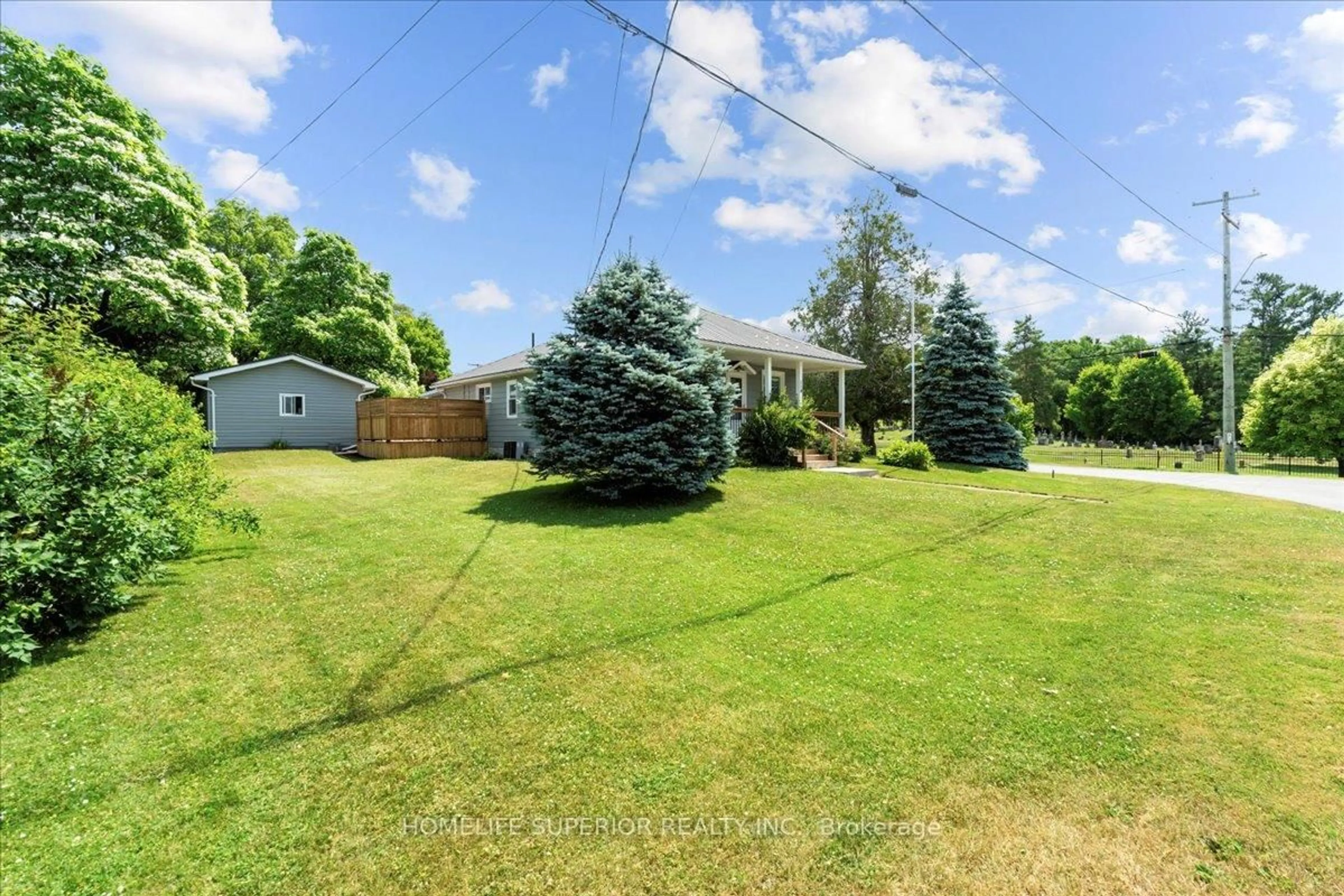 A pic from outside/outdoor area/front of a property/back of a property/a pic from drone, unknown for 118 Hastings Ave, Limoges Ontario K0K 2M0