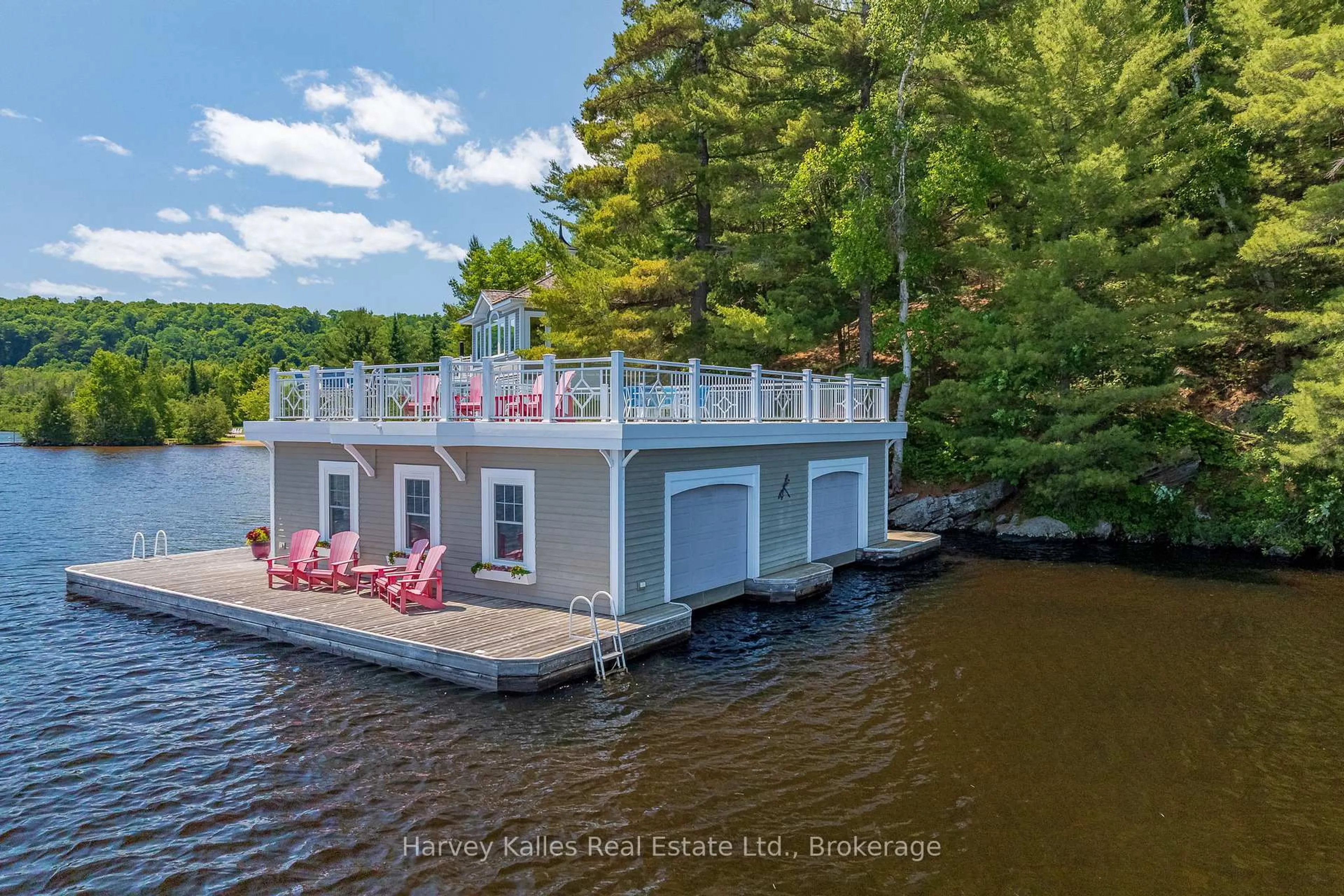 A pic from outside/outdoor area/front of a property/back of a property/a pic from drone, water/lake/river/ocean view for 3661 South Portage Rd, Huntsville Ontario P1H 2J3