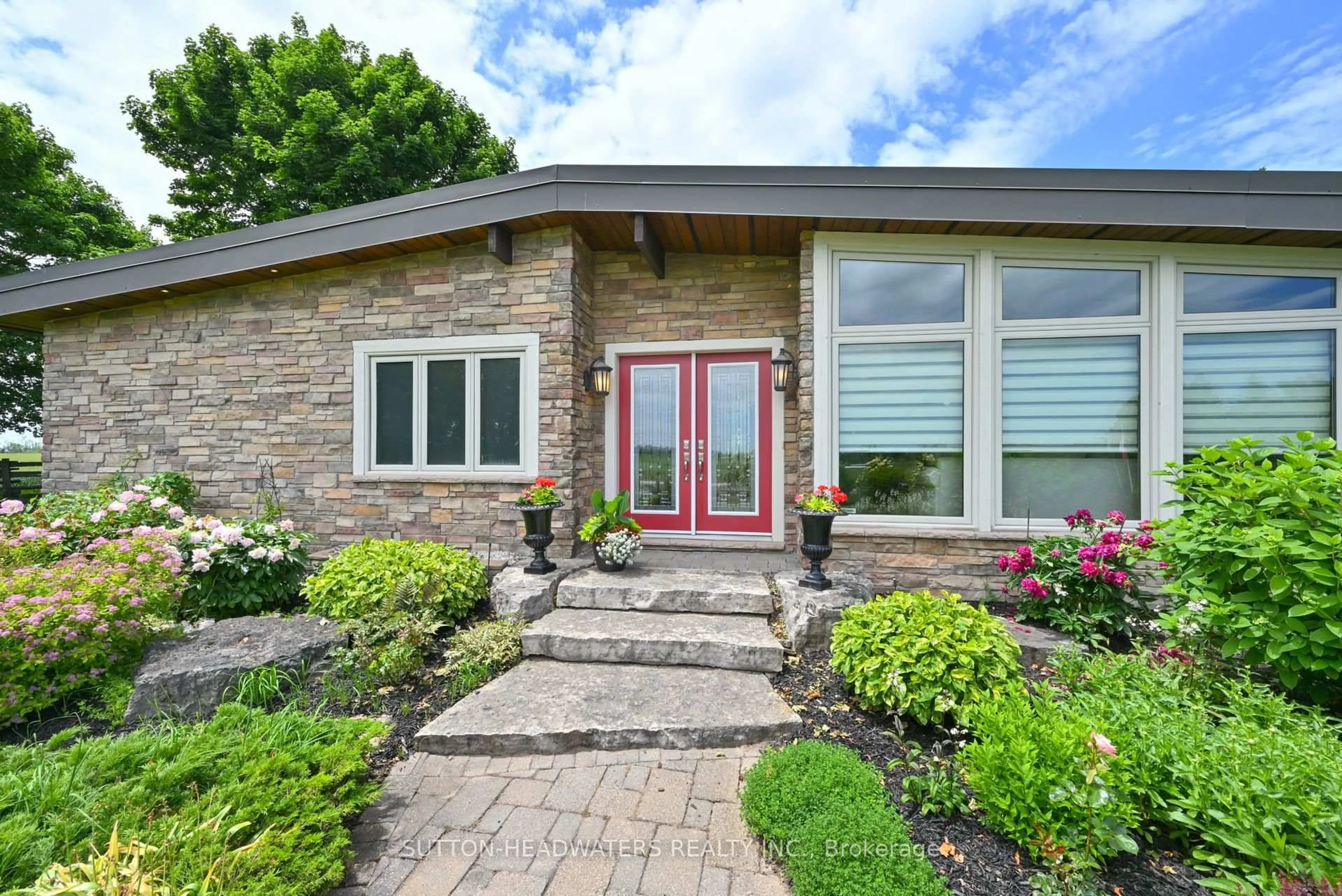 Home with brick exterior material, street for 064349 County Rd 3, East Garafraxa Ontario L9W 7J5