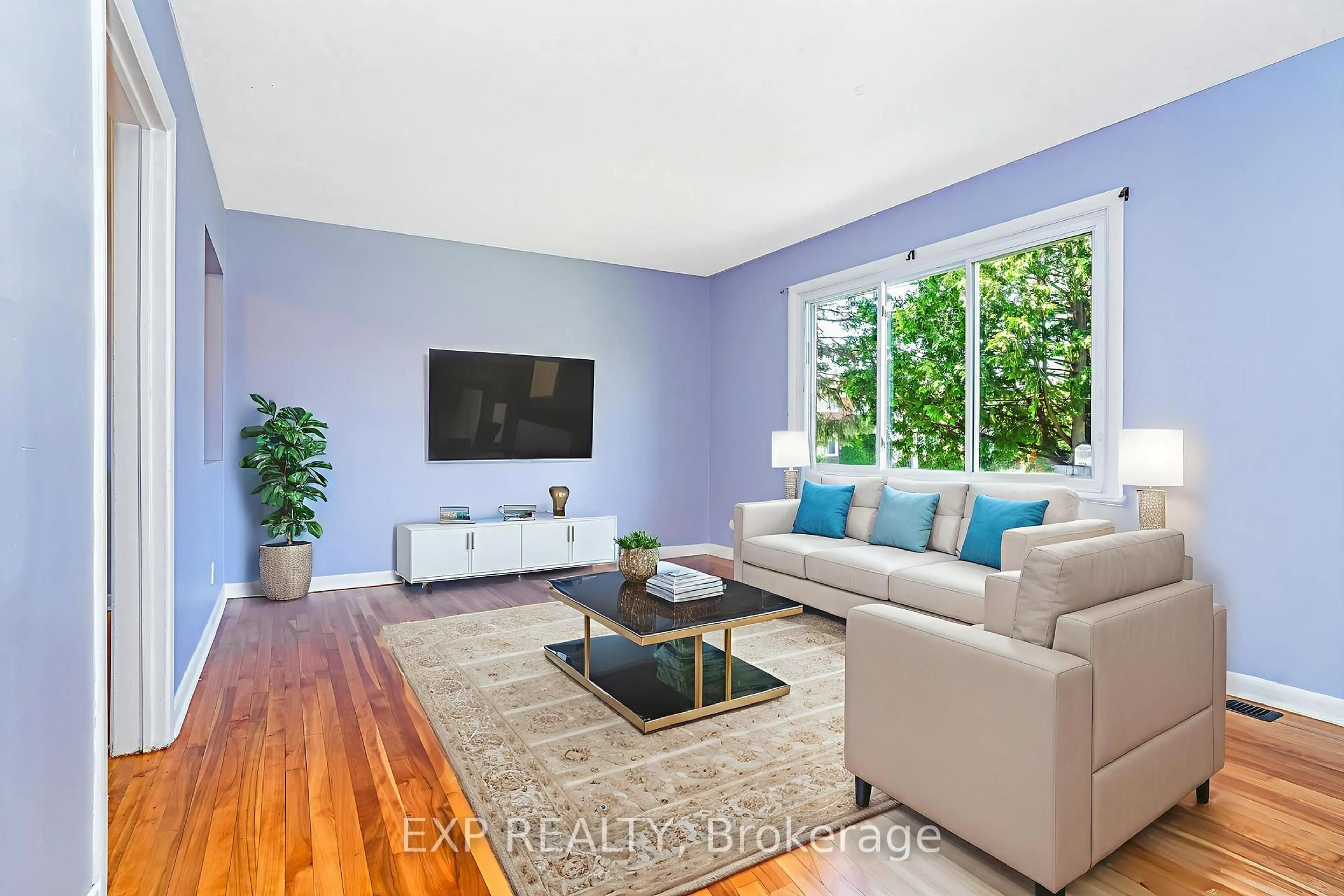 Living room with furniture, unknown for 829 Borthwick Ave, Ottawa Ontario K1K 2M7