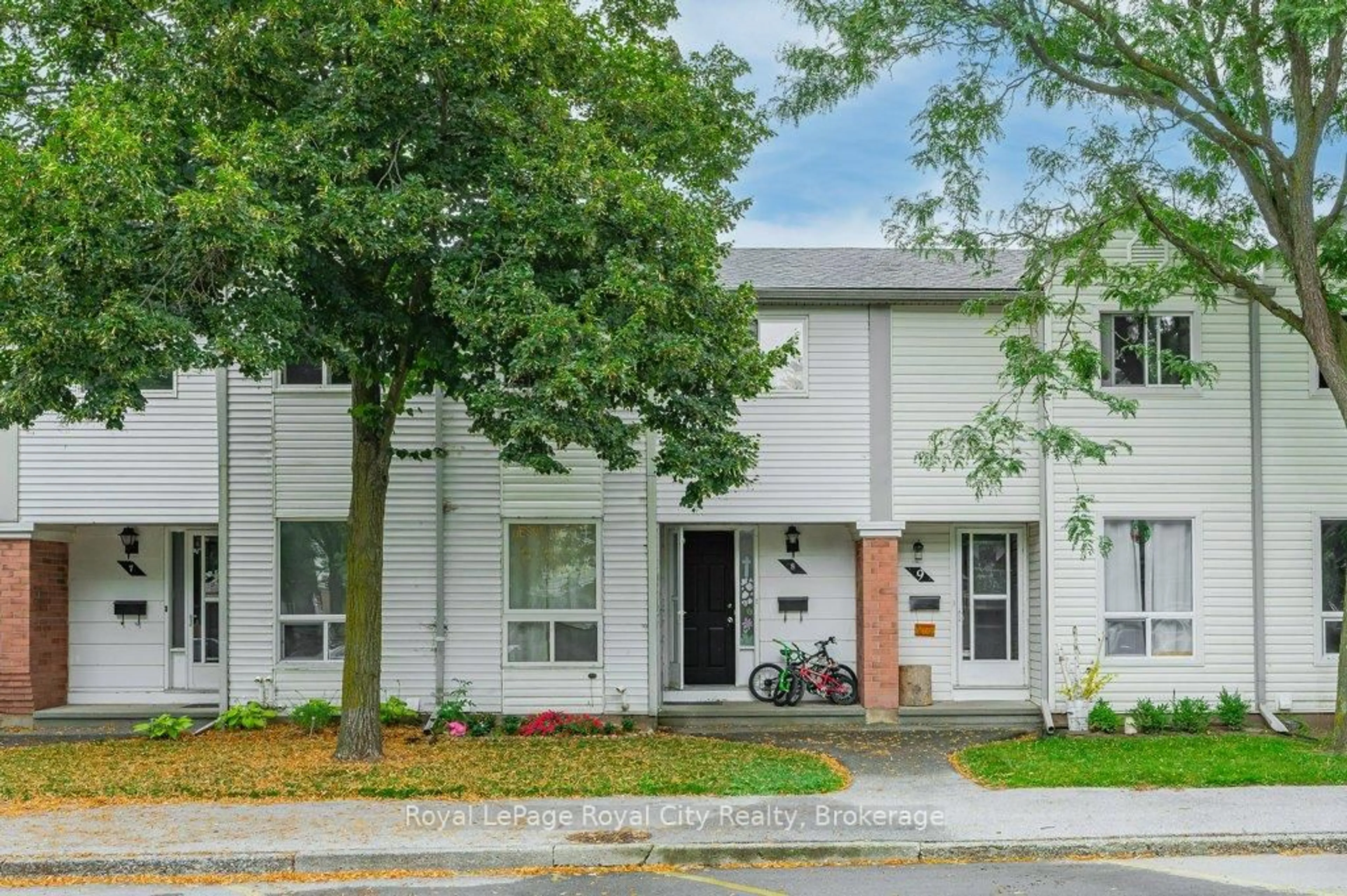 Unknown for 40 Imperial Rd #8, Guelph Ontario N1H 8B4