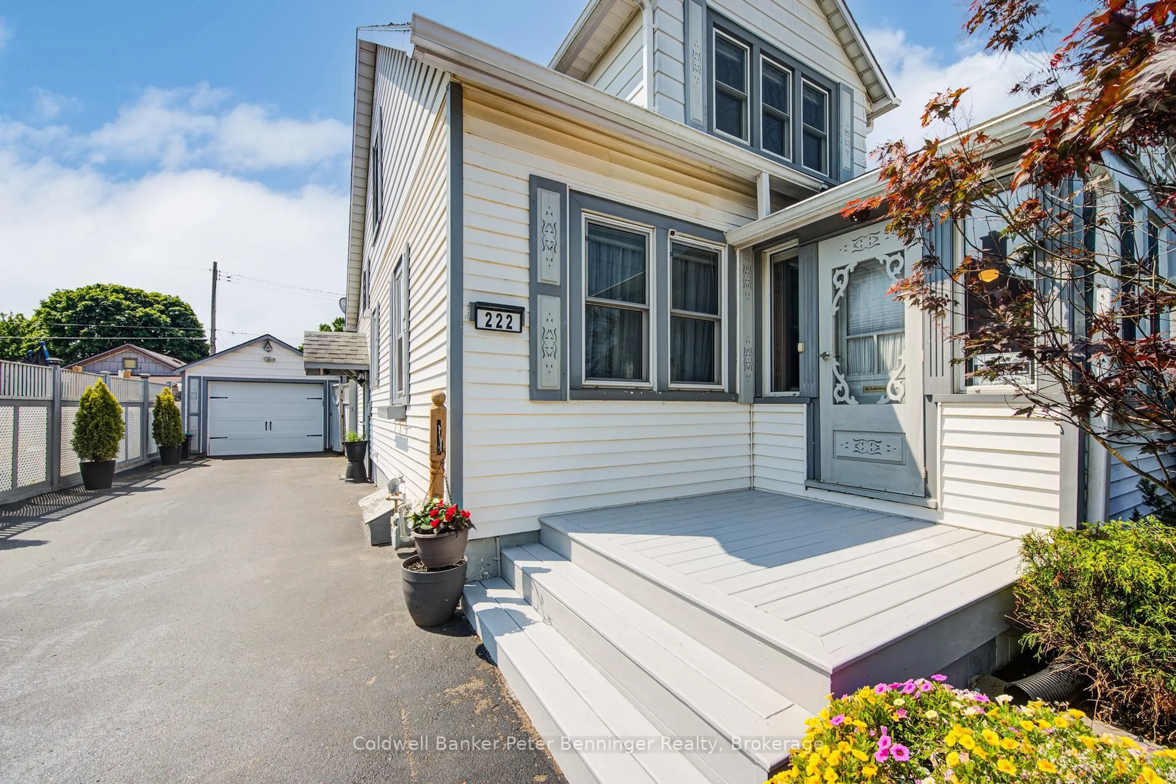 Home with vinyl exterior material, street for 222 Church St, Norfolk Ontario N4B 1T9