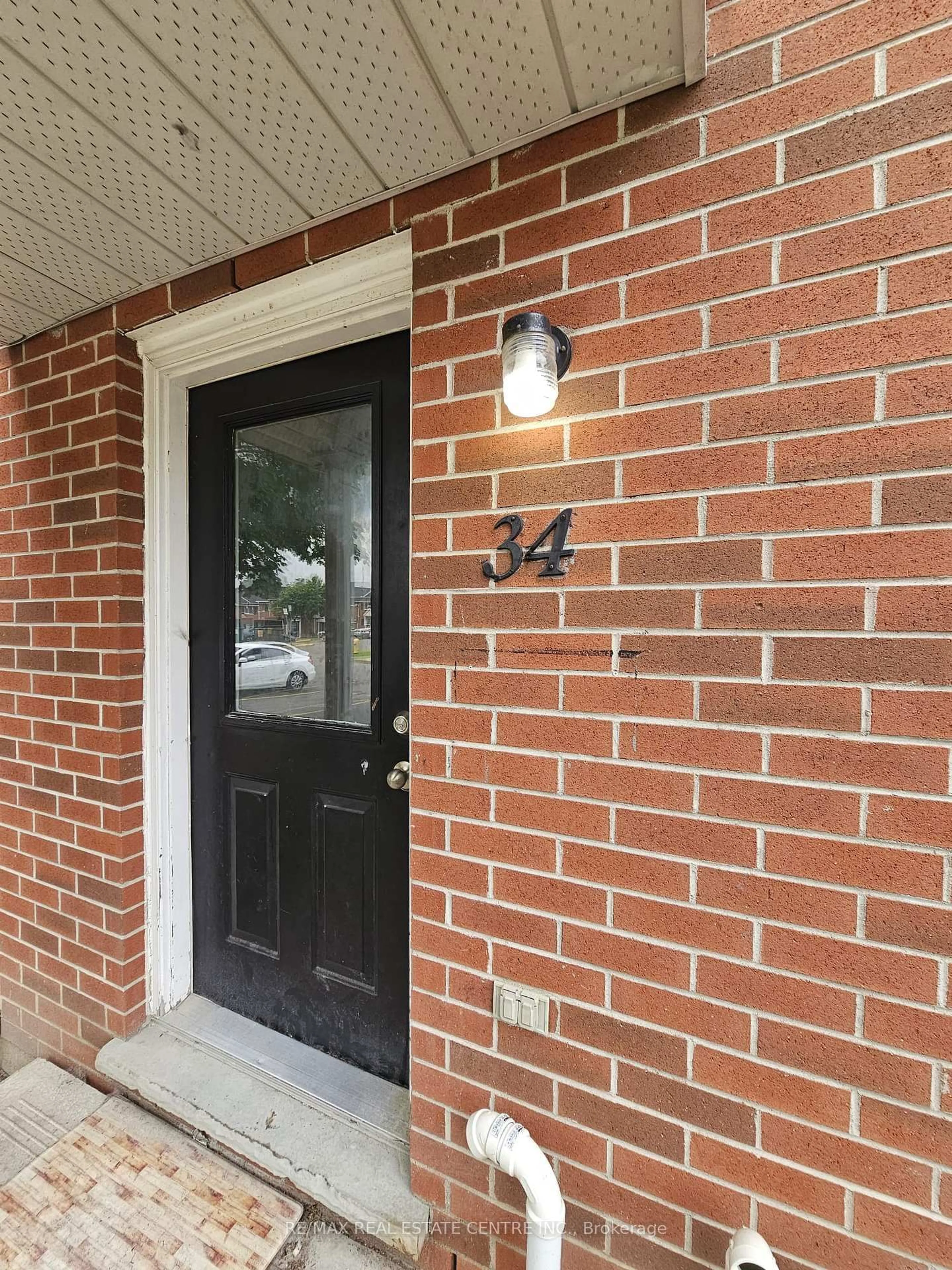 Home with brick exterior material, street for 190 Fleming Dr #34, London East Ontario N5V 5B8