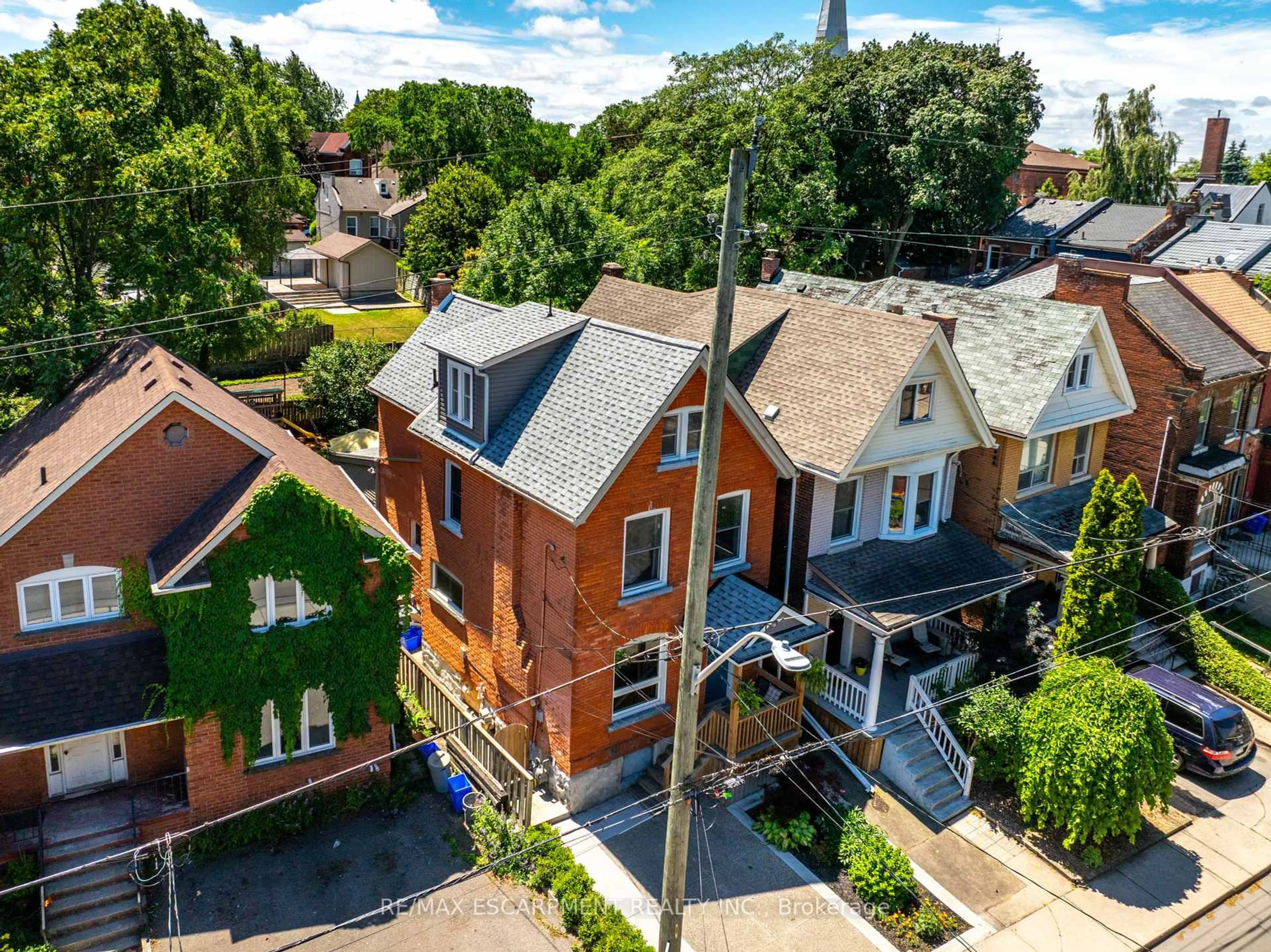 A pic from outside/outdoor area/front of a property/back of a property/a pic from drone, city buildings view from balcony for 91 Peter St, Hamilton Ontario L8R 1T5