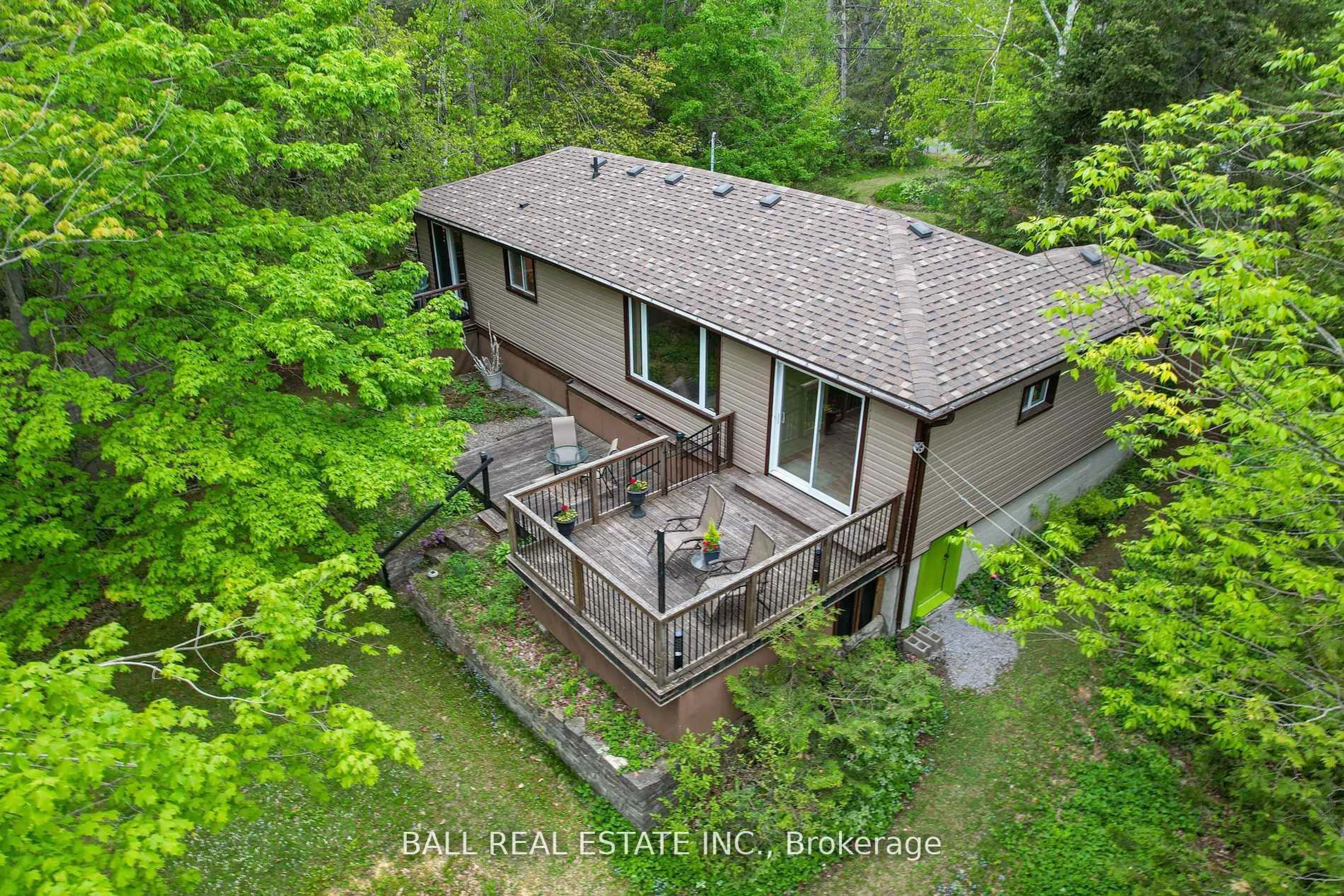 A pic from outside/outdoor area/front of a property/back of a property/a pic from drone, water/lake/river/ocean view for 72 Hill Dr, Trent Lakes Ontario K0L 1J0