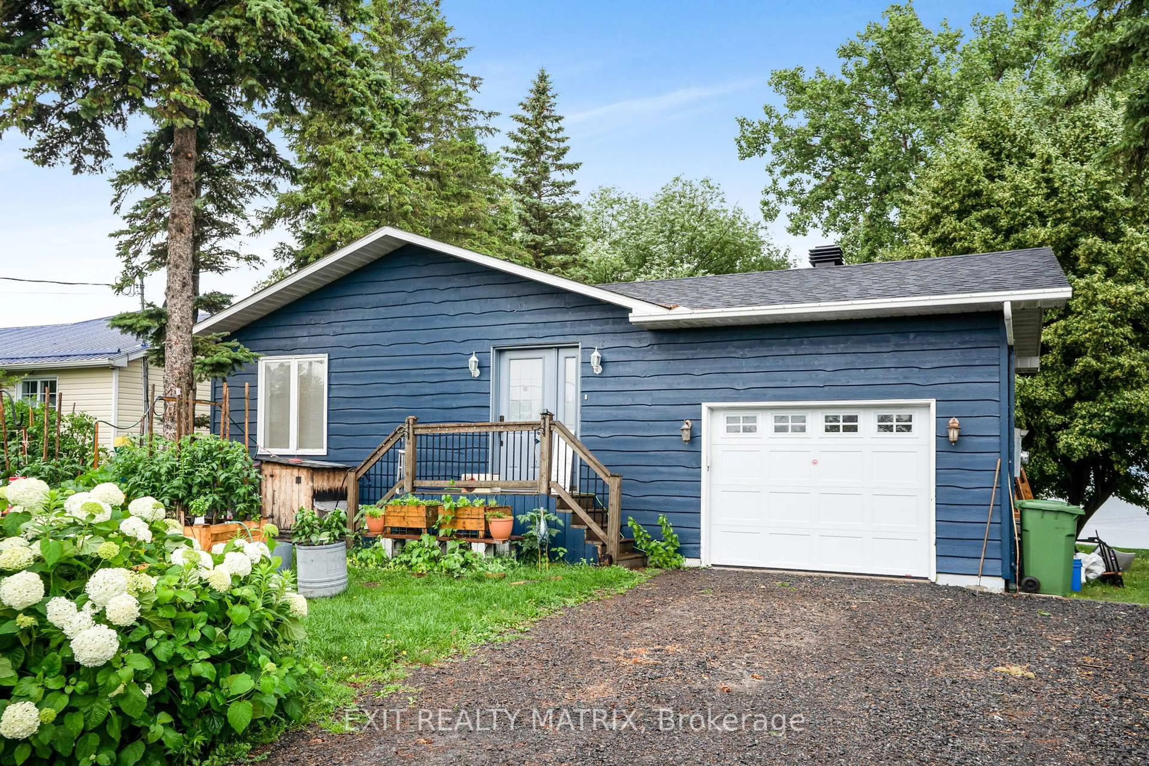 Home with vinyl exterior material, street for 922 Lalonde Rd, Champlain Ontario K0B 1K0