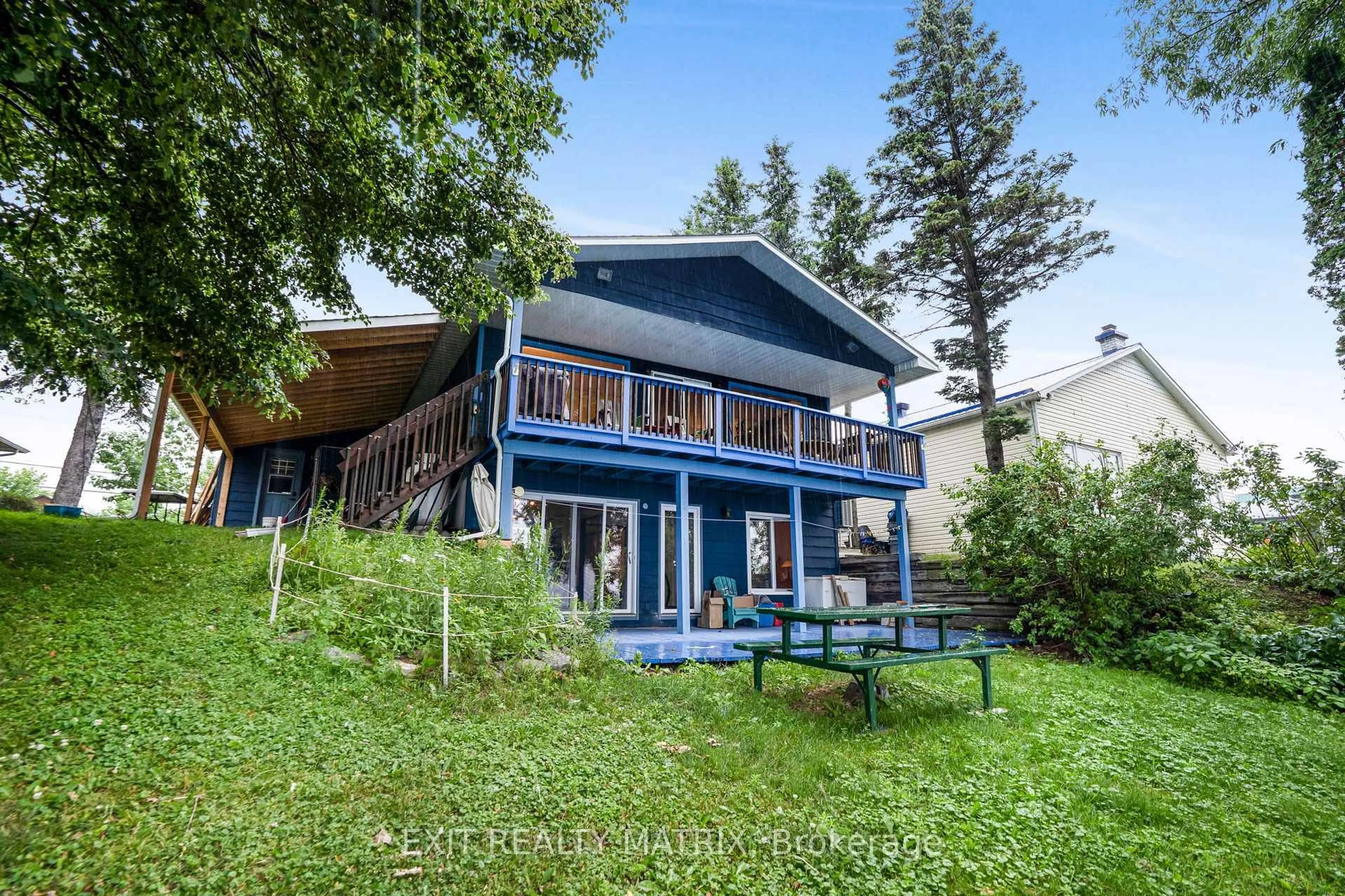 A pic from outside/outdoor area/front of a property/back of a property/a pic from drone, unknown for 922 Lalonde Rd, Champlain Ontario K0B 1K0