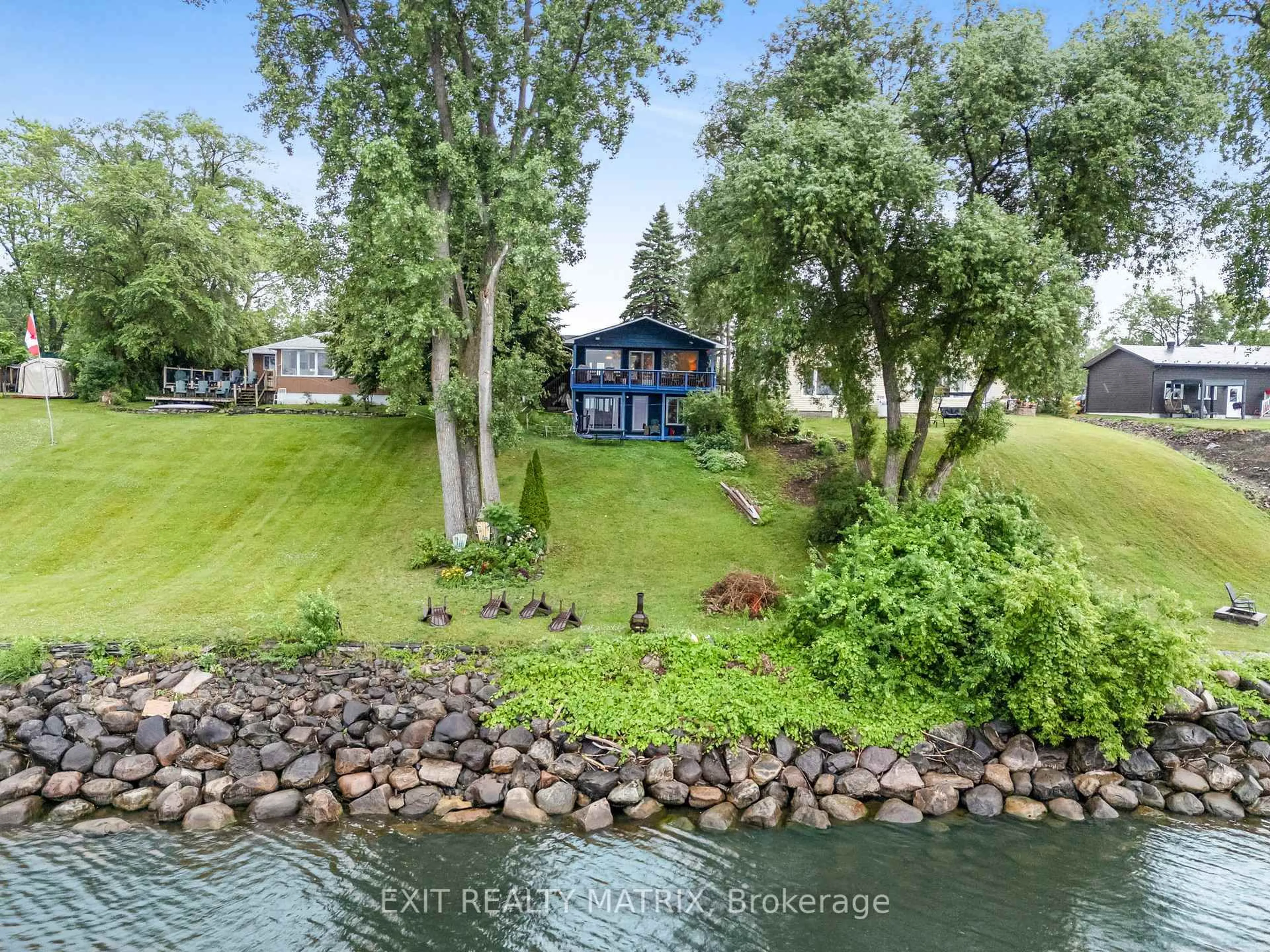 A pic from outside/outdoor area/front of a property/back of a property/a pic from drone, water/lake/river/ocean view for 922 Lalonde Rd, Champlain Ontario K0B 1K0