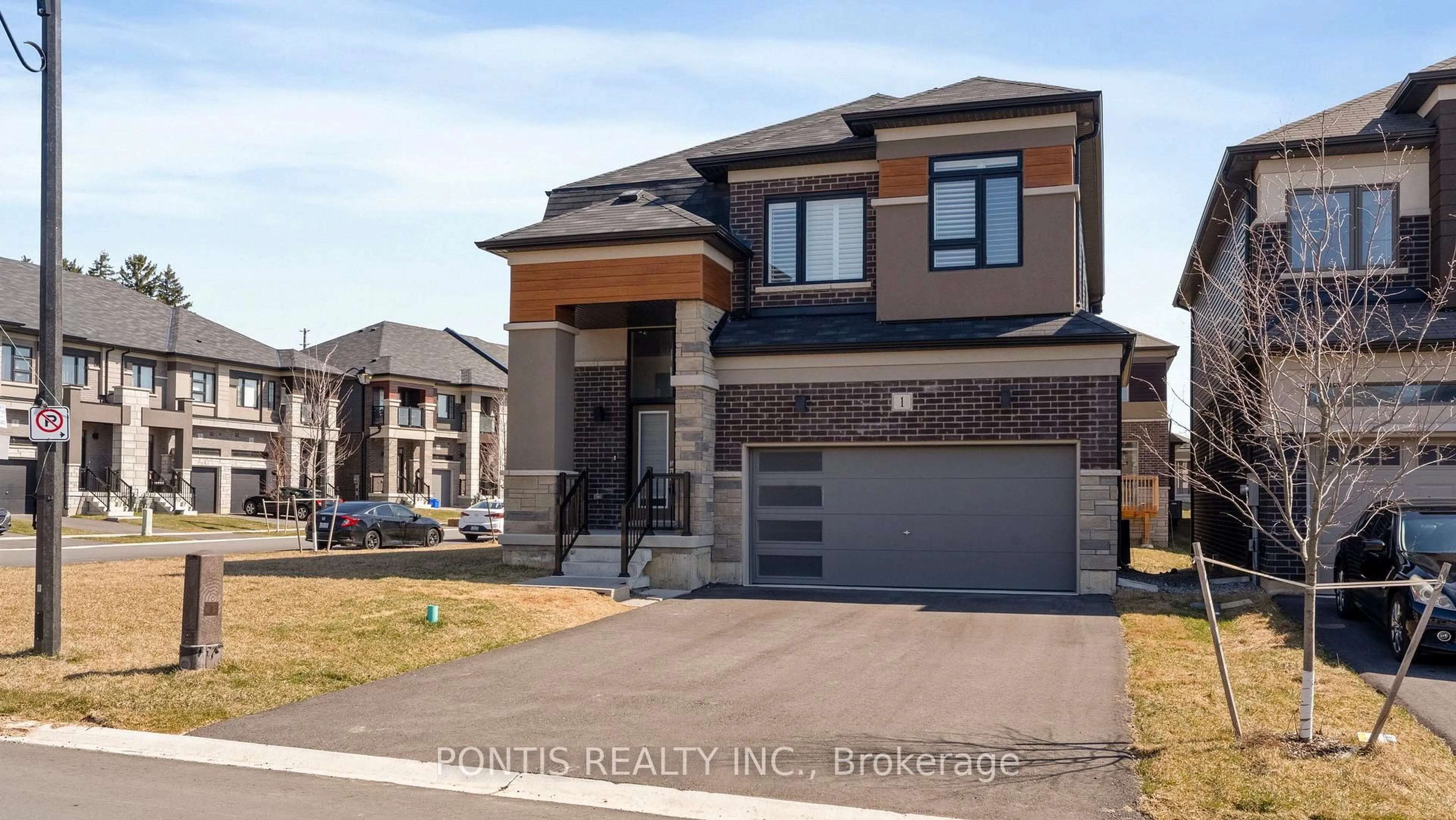 Home with brick exterior material, street for 1 Brewis St, Brant Ontario N3L 0L2