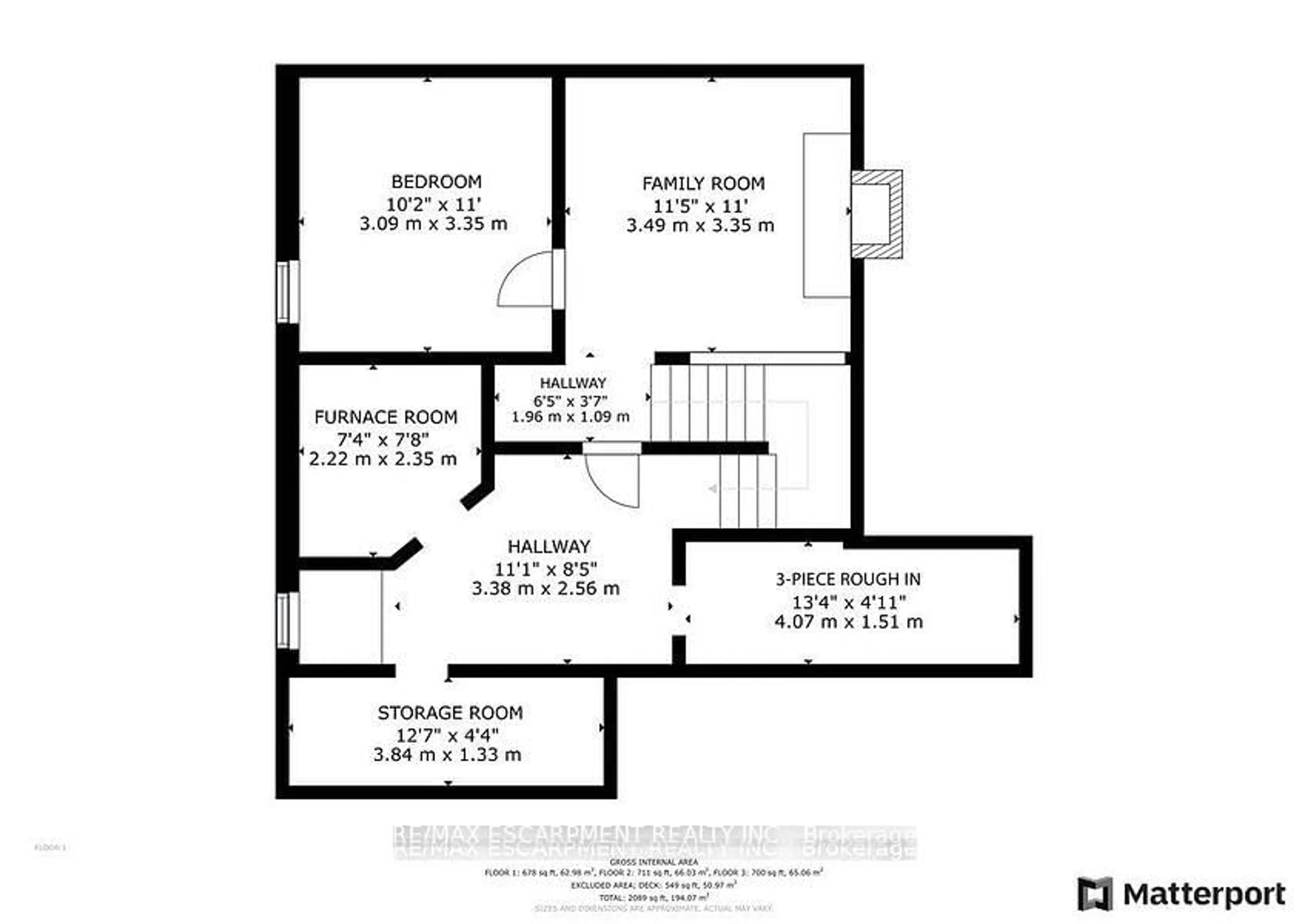 Floor plan for 54 Merritt Cres, Grimsby Ontario L3M 5B7