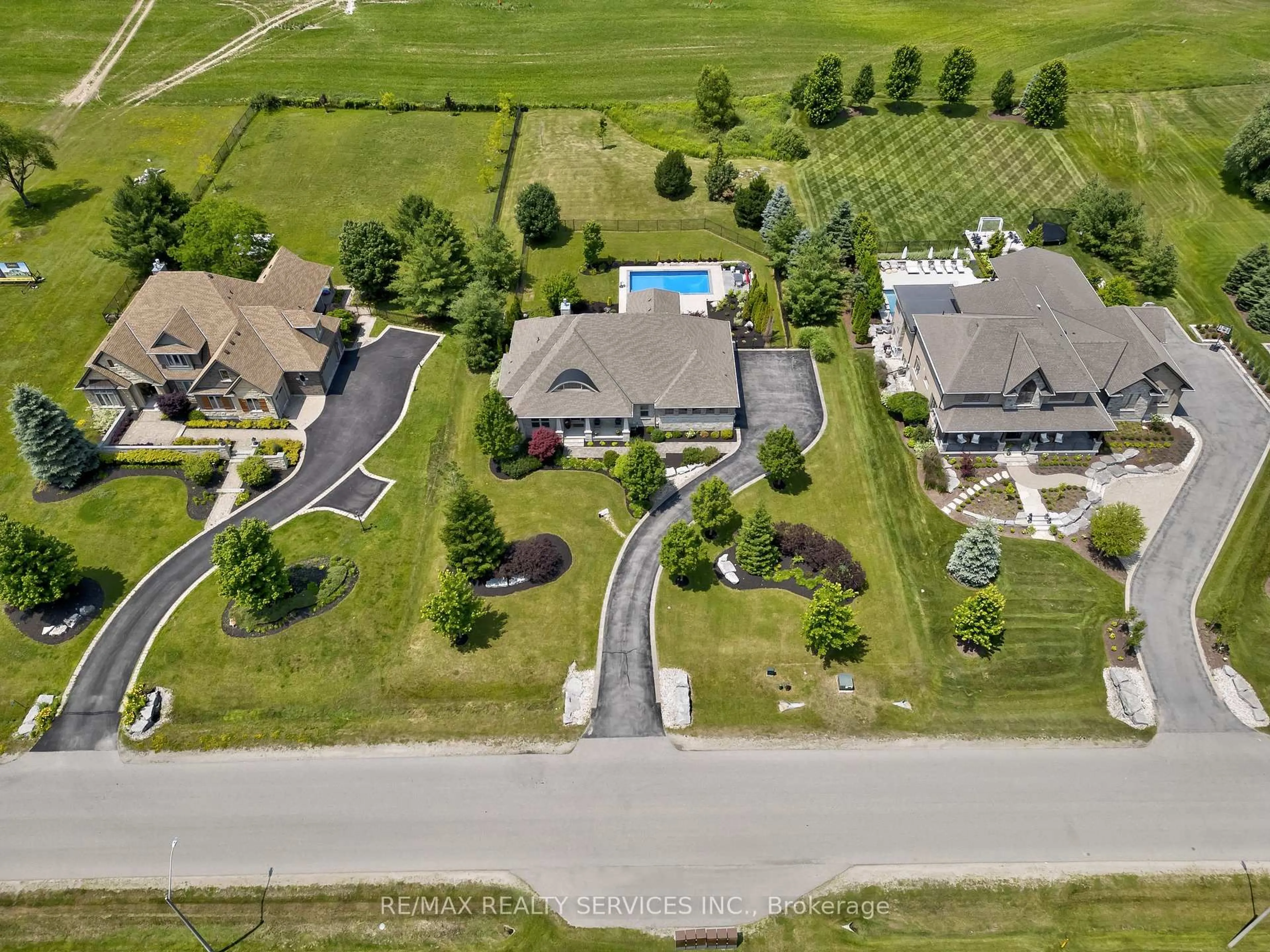 A pic from outside/outdoor area/front of a property/back of a property/a pic from drone, unknown for 23 Old Ruby Lane, Puslinch Ontario N0B 2J0