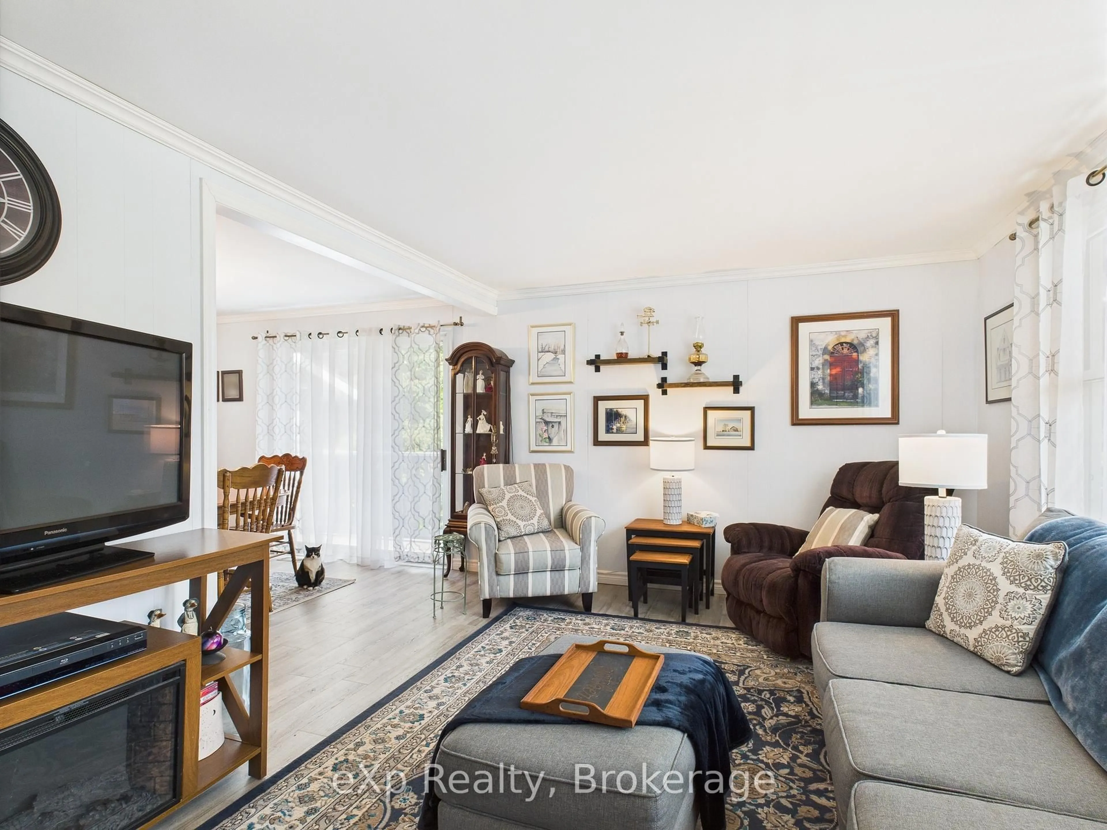 Living room with furniture, floor is not visible for 105 Menomini Rd, Huron-Kinloss Ontario N2Z 2X3