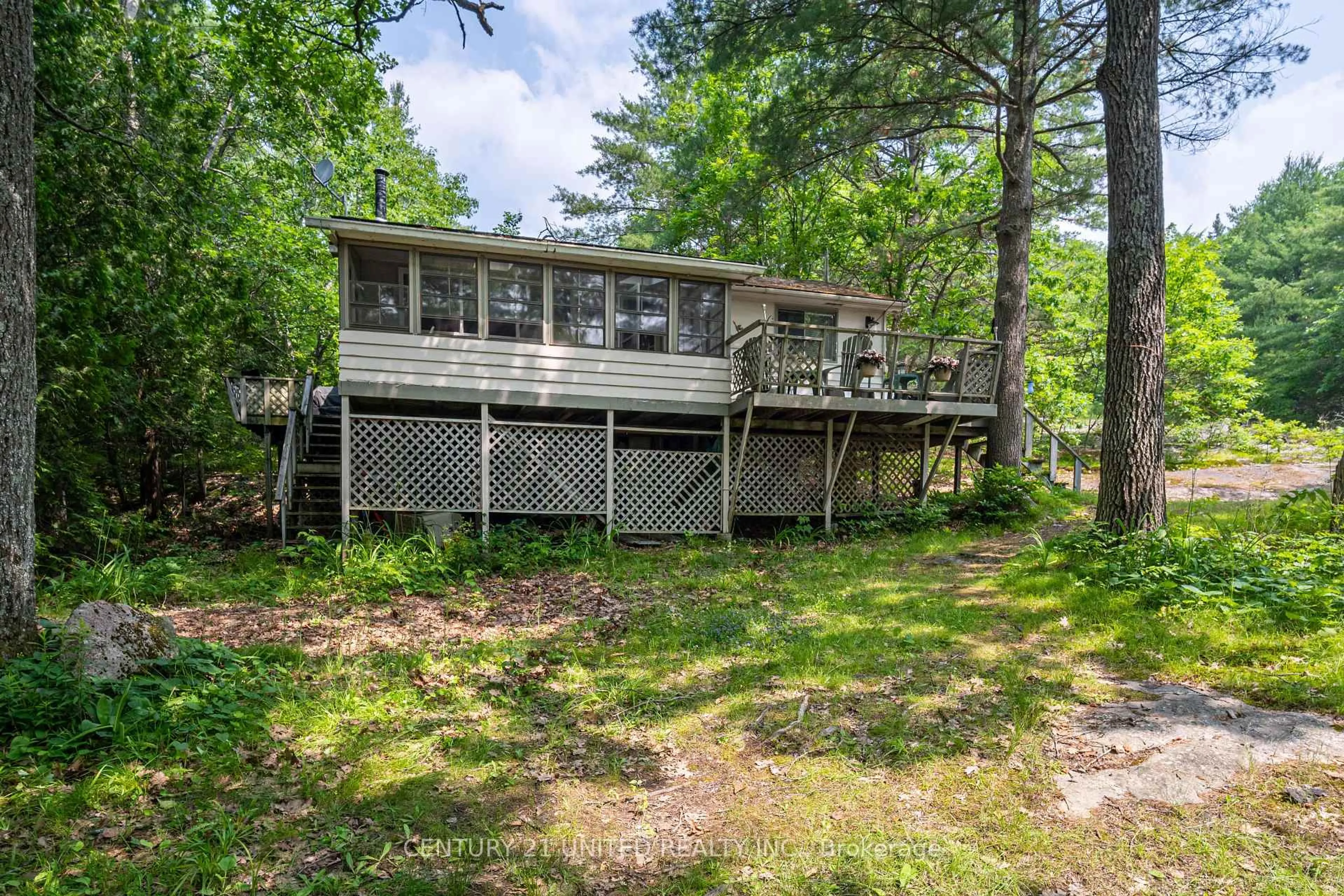 Patio, water/lake/river/ocean view for 1207 Anstruther Lake Wao, North Kawartha Ontario K0L 1A0
