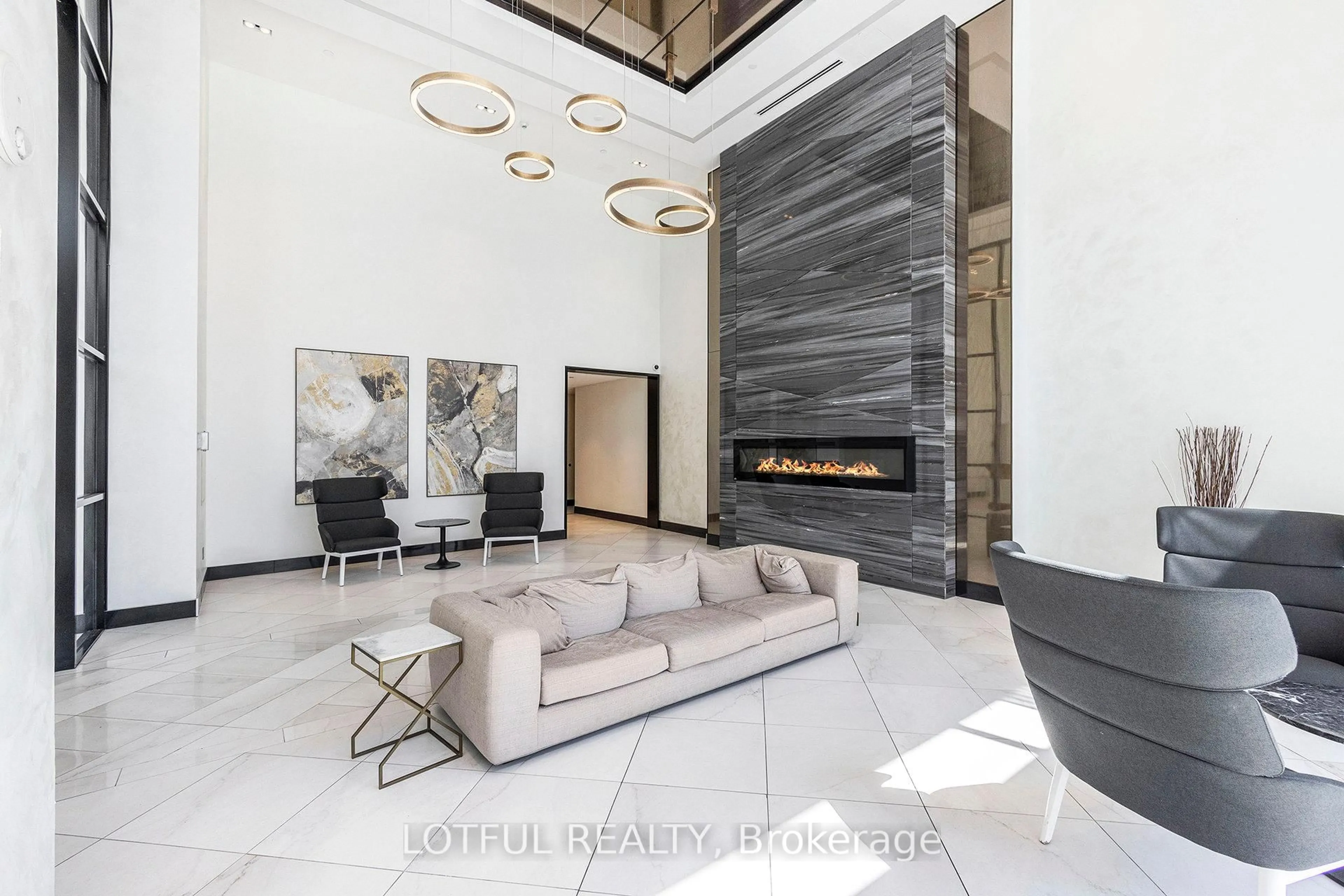 Lobby for 255 Bay St #1206, Ottawa Ontario K1R 0C5