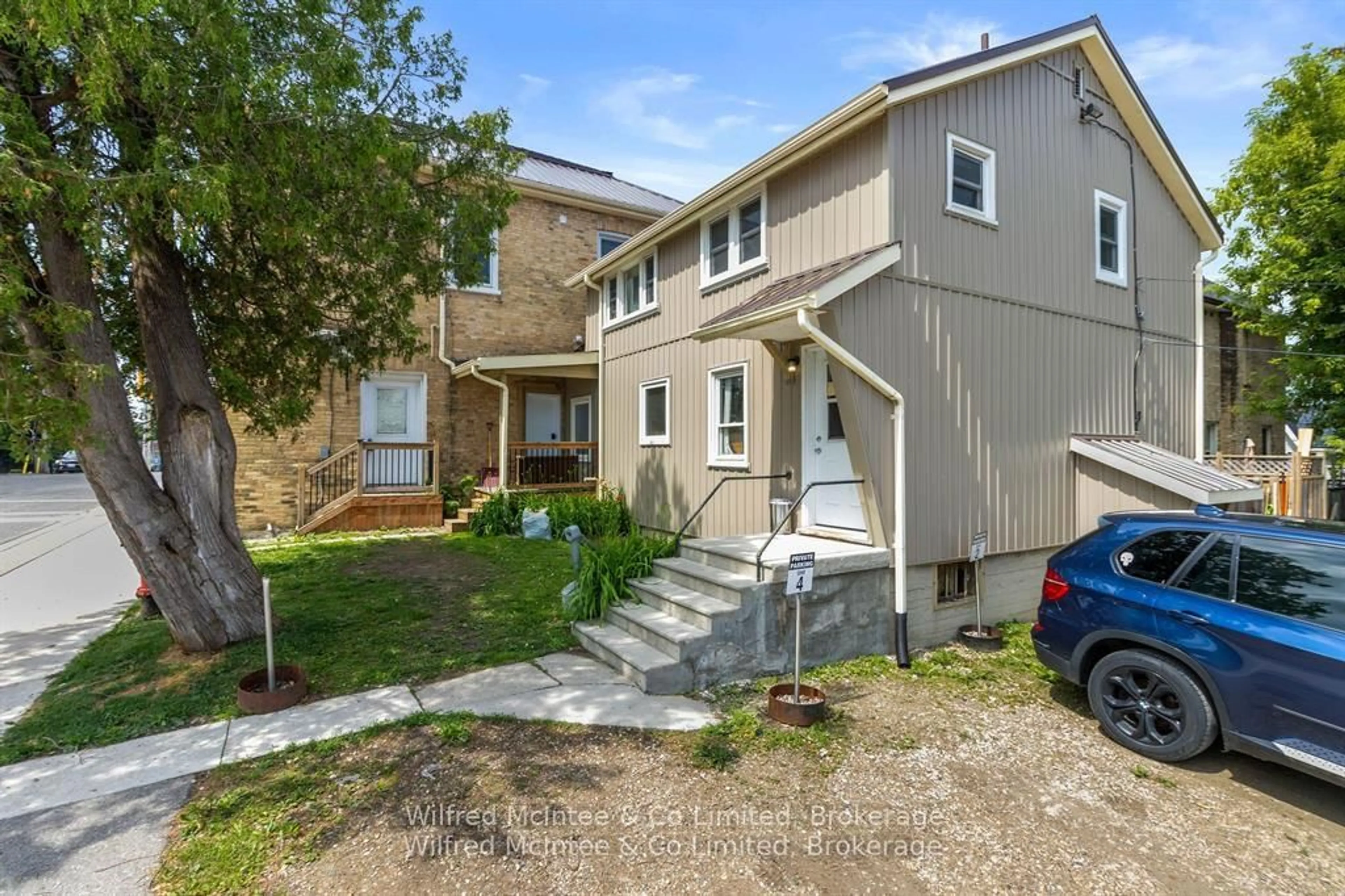 A pic from outside/outdoor area/front of a property/back of a property/a pic from drone, street for 4 Elora St, Minto Ontario N0G 1Z0