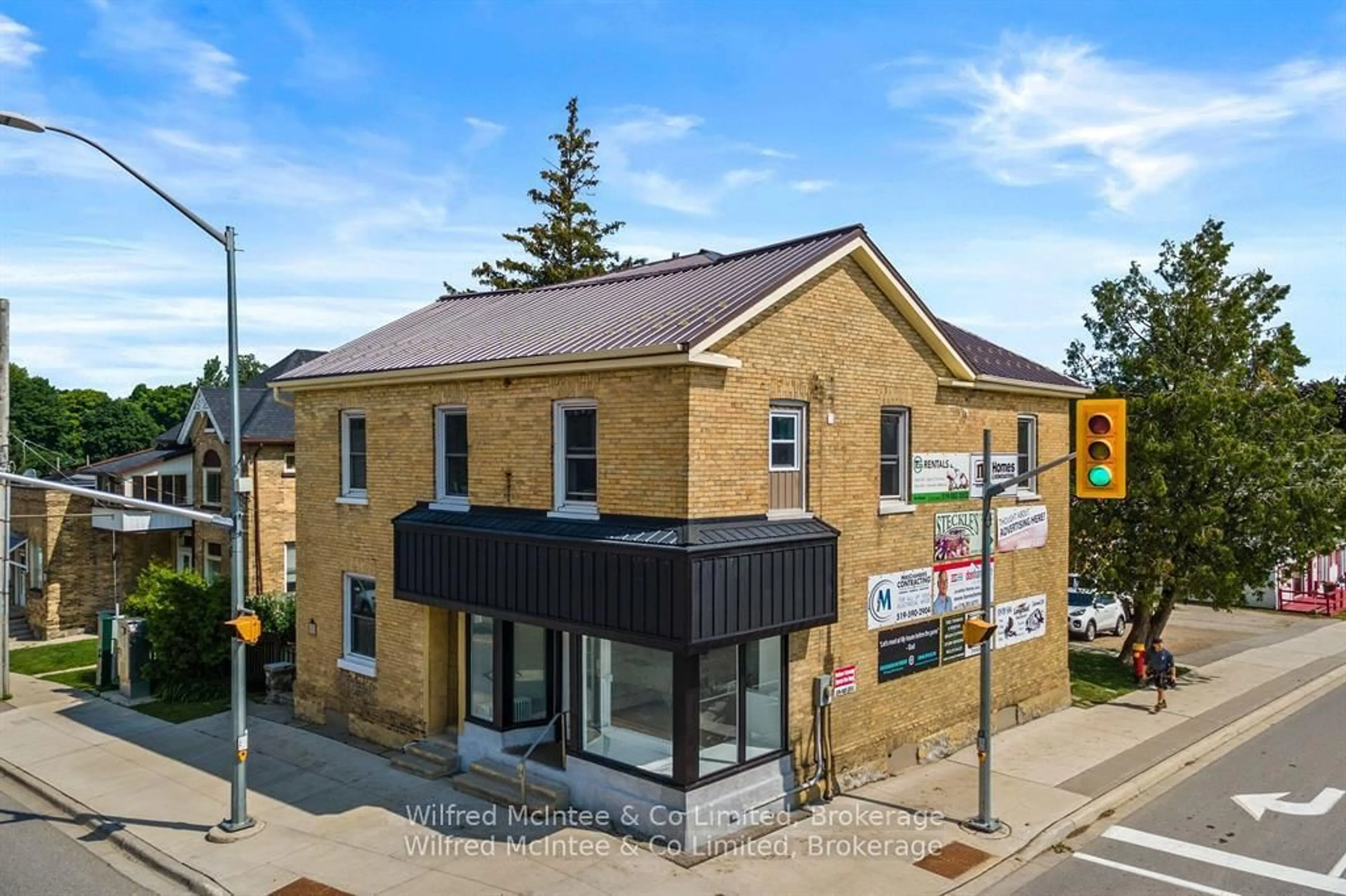 A pic from outside/outdoor area/front of a property/back of a property/a pic from drone, building for 4 Elora St, Minto Ontario N0G 1Z0