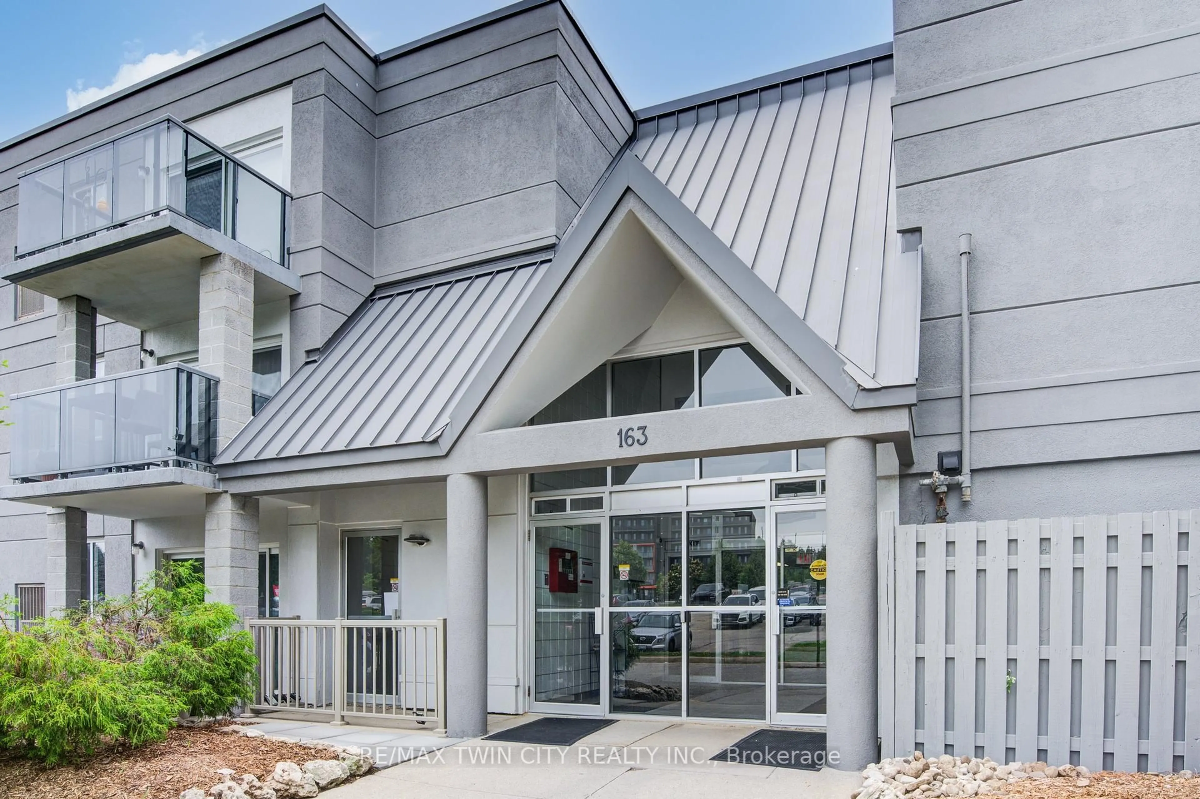 Unknown for 163 Ferguson Dr #303, Woodstock Ontario N4V 1B1