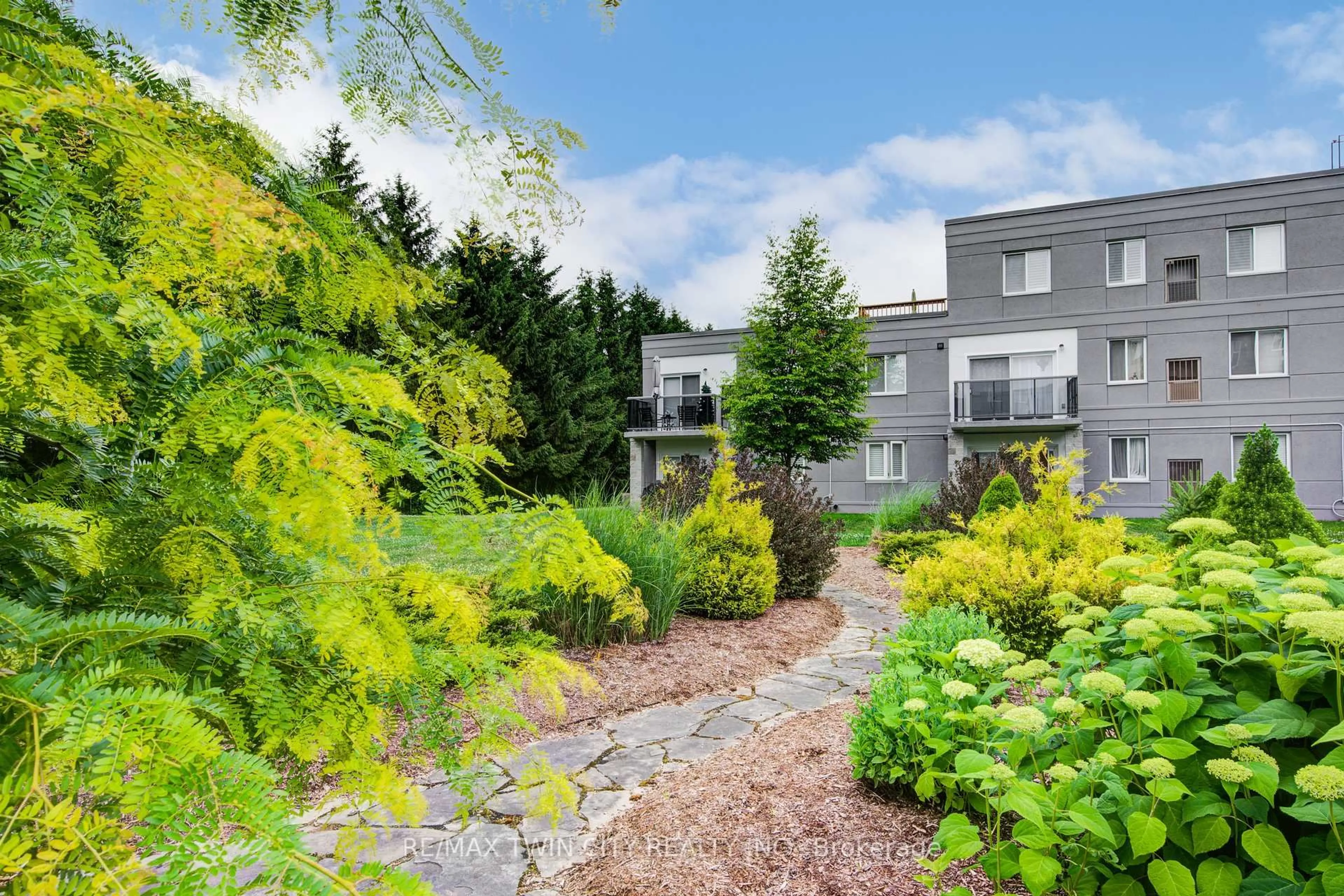 Patio, unknown for 163 Ferguson Dr #303, Woodstock Ontario N4V 1B1