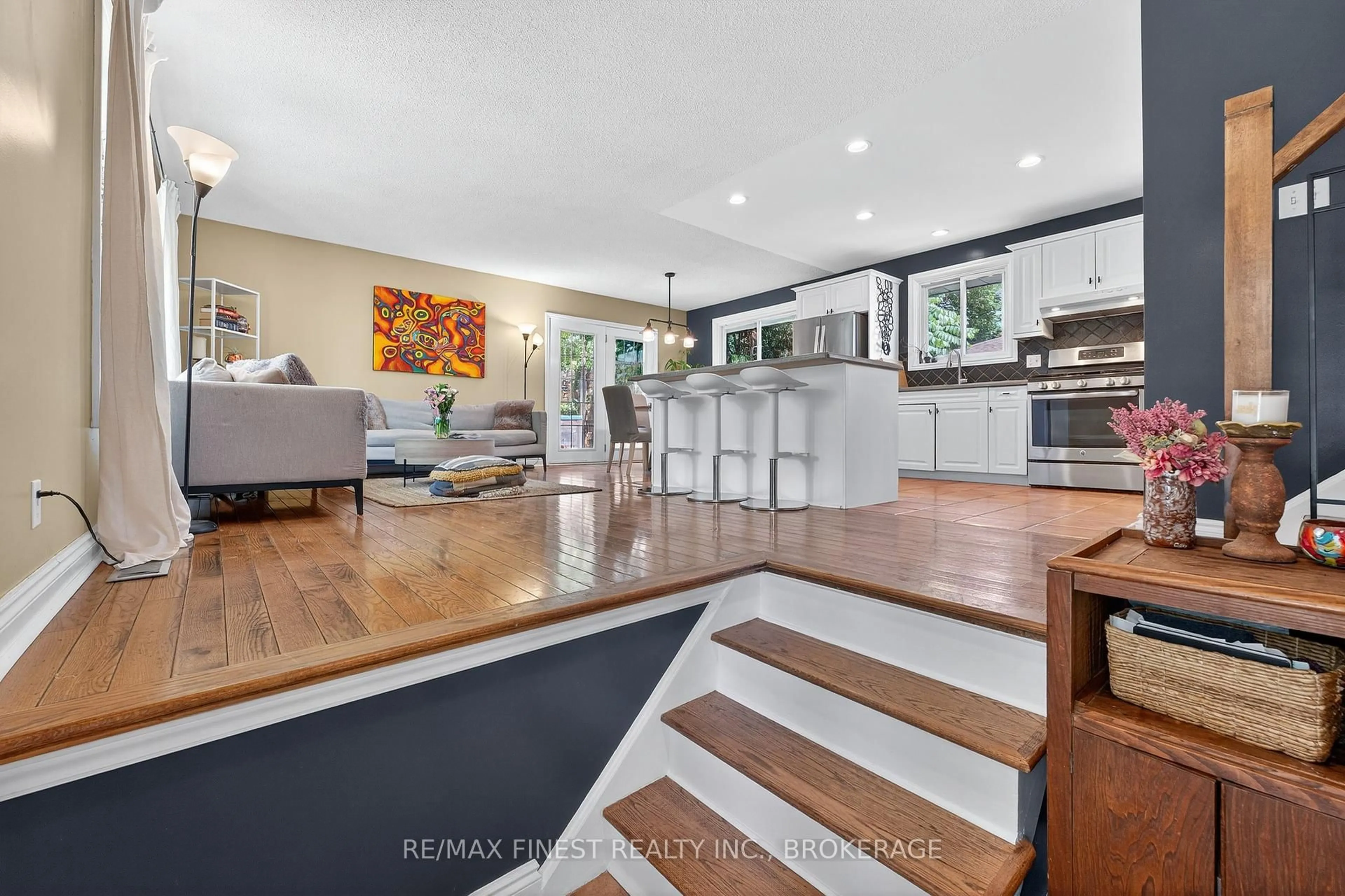 Open concept kitchen, unknown for 23 Diamond Cres, Belleville Ontario K8N 5G5