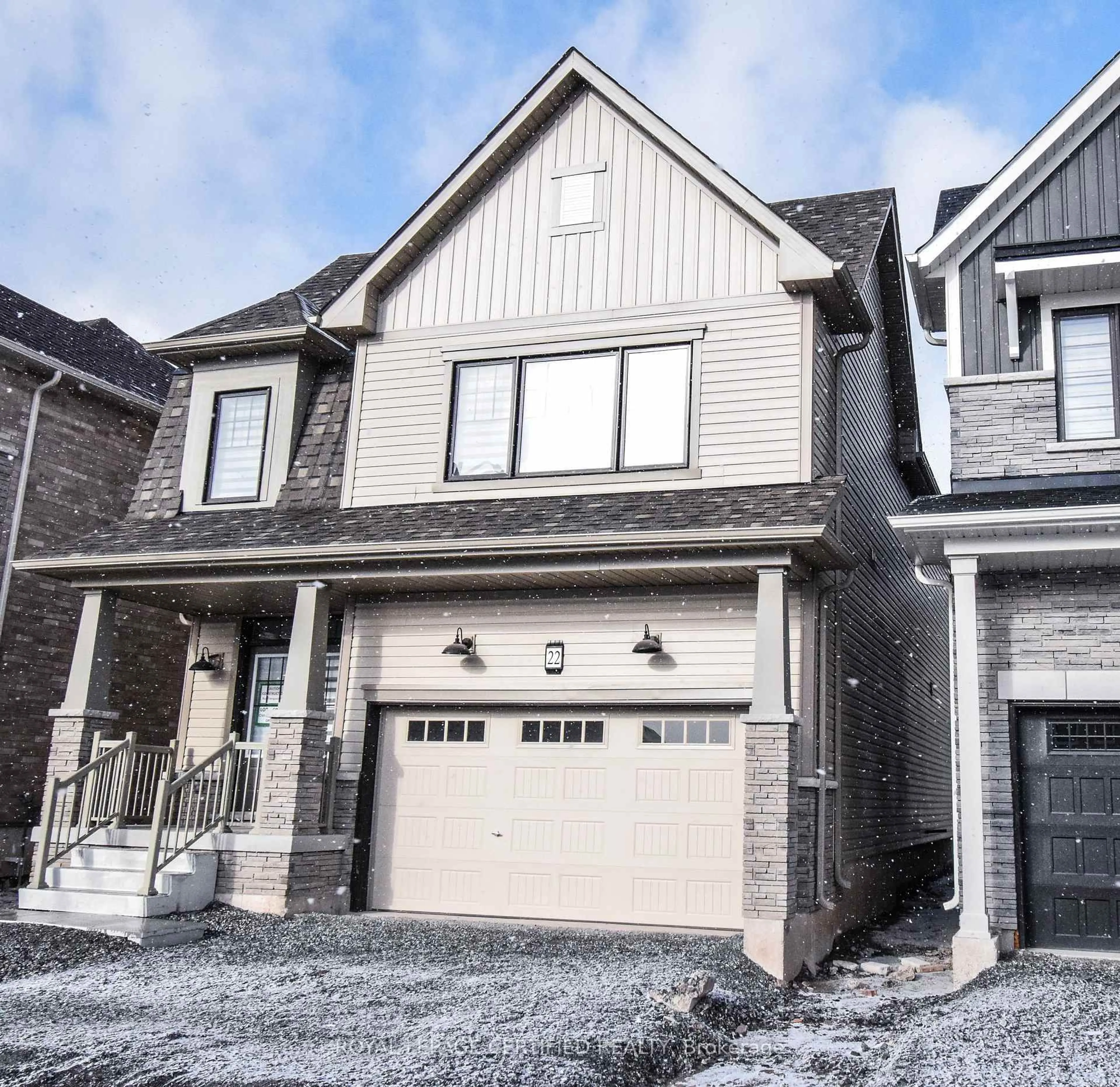 Home with brick exterior material, street for 22 Stern Dr, Welland Ontario L3B 0M2