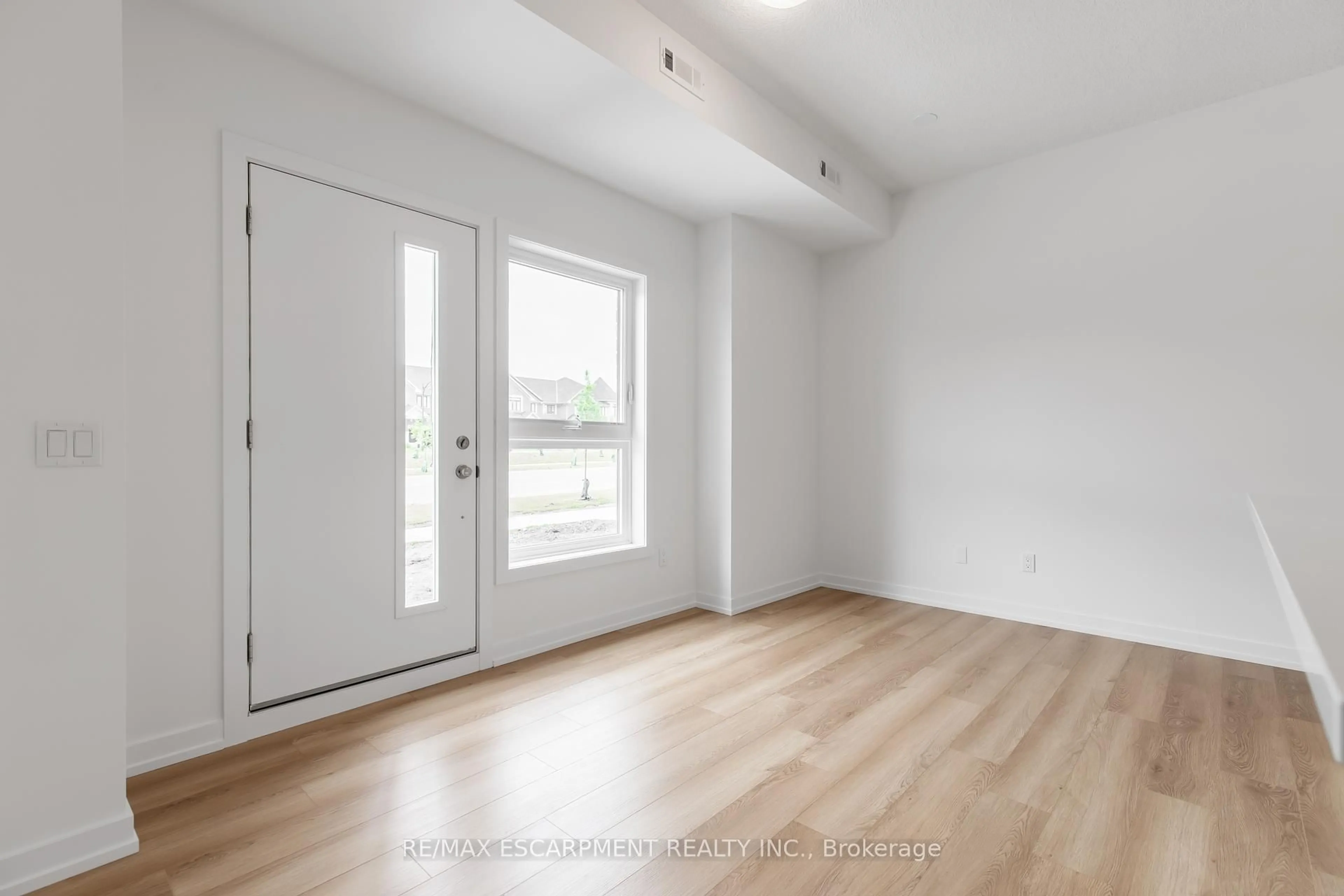 Unknown for 249 Burke St, Hamilton Ontario L0R 2H7