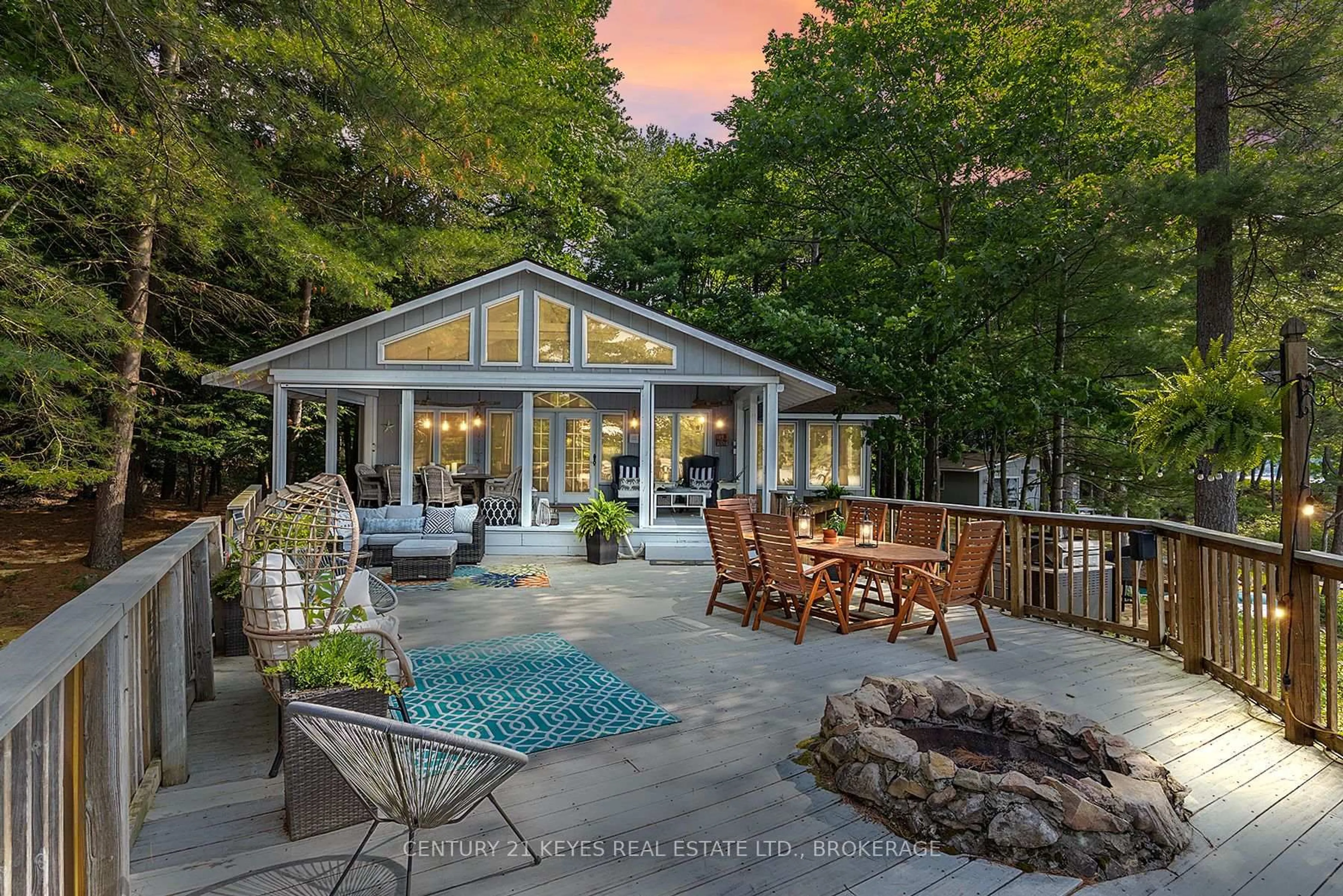 Patio, water/lake/river/ocean view for 285 Wallace Island, Lansdowne Ontario K0E 1L0