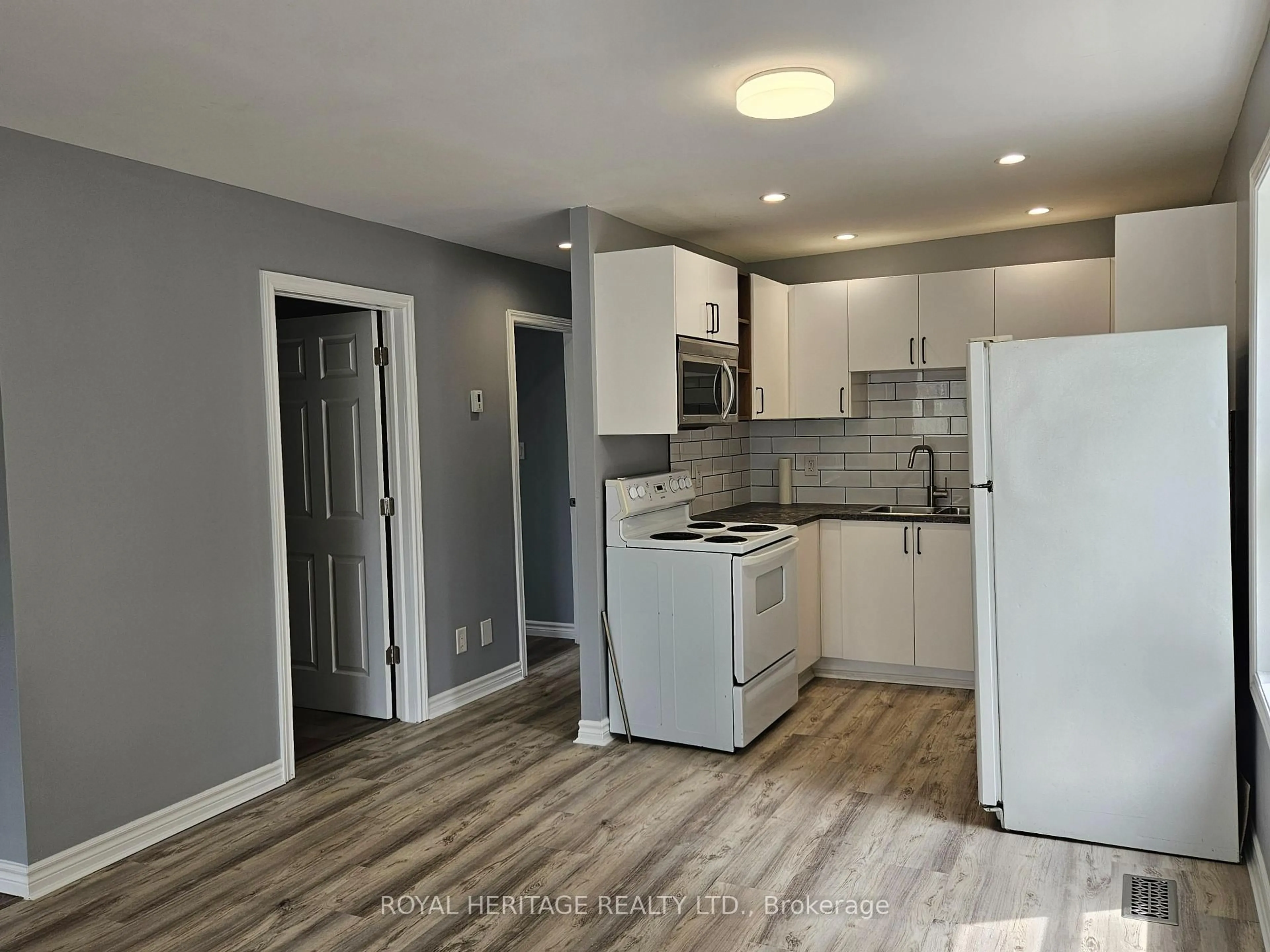Unknown for 387 MacDonald Ave, Belleville Ontario K8N 3Z5