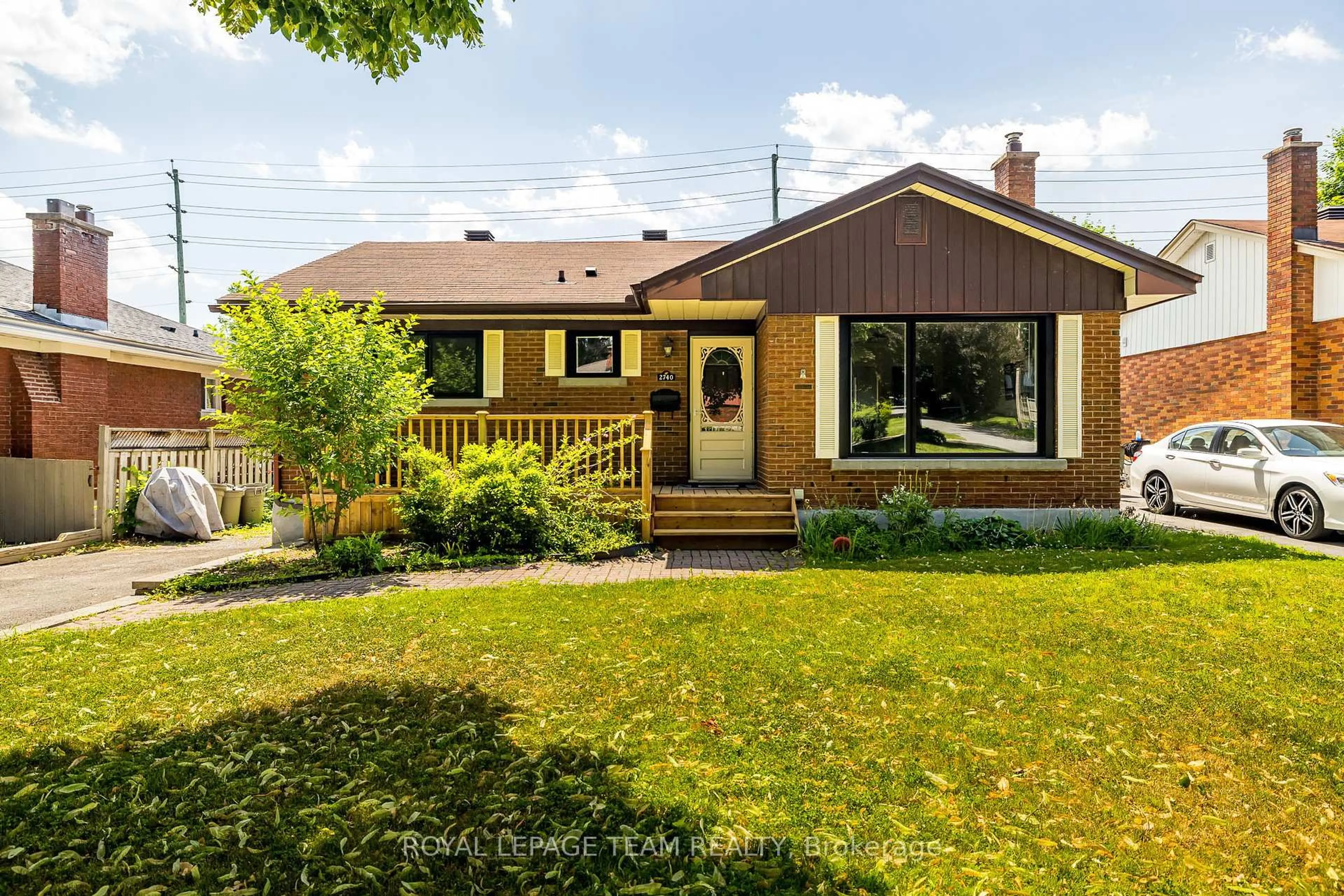 Home with brick exterior material, street for 2740 Moncton Rd, Ottawa Ontario K2B 7W1