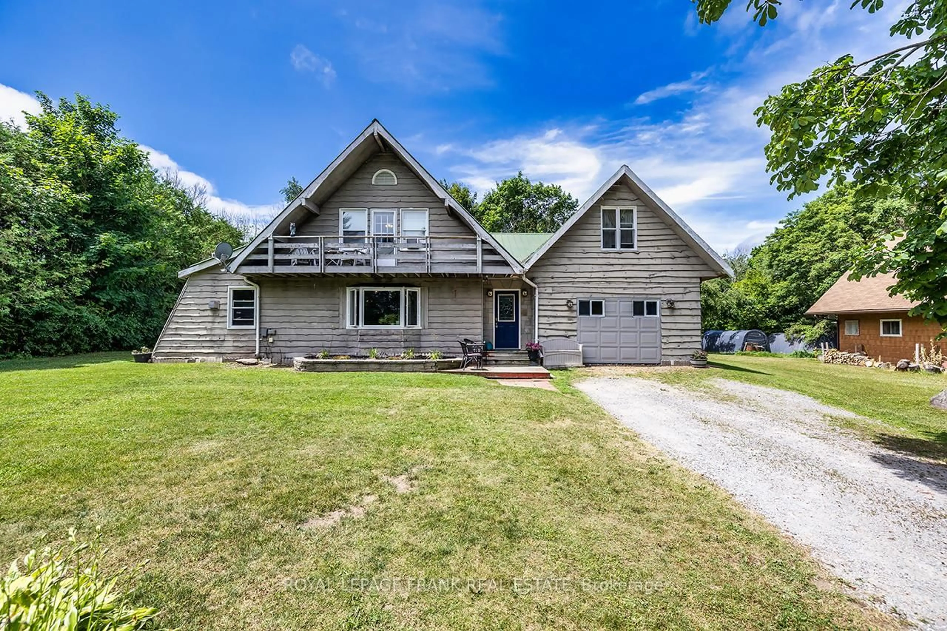 Home with vinyl exterior material, unknown for 16 Shelley Dr, Kawartha Lakes Ontario K0M 2C0