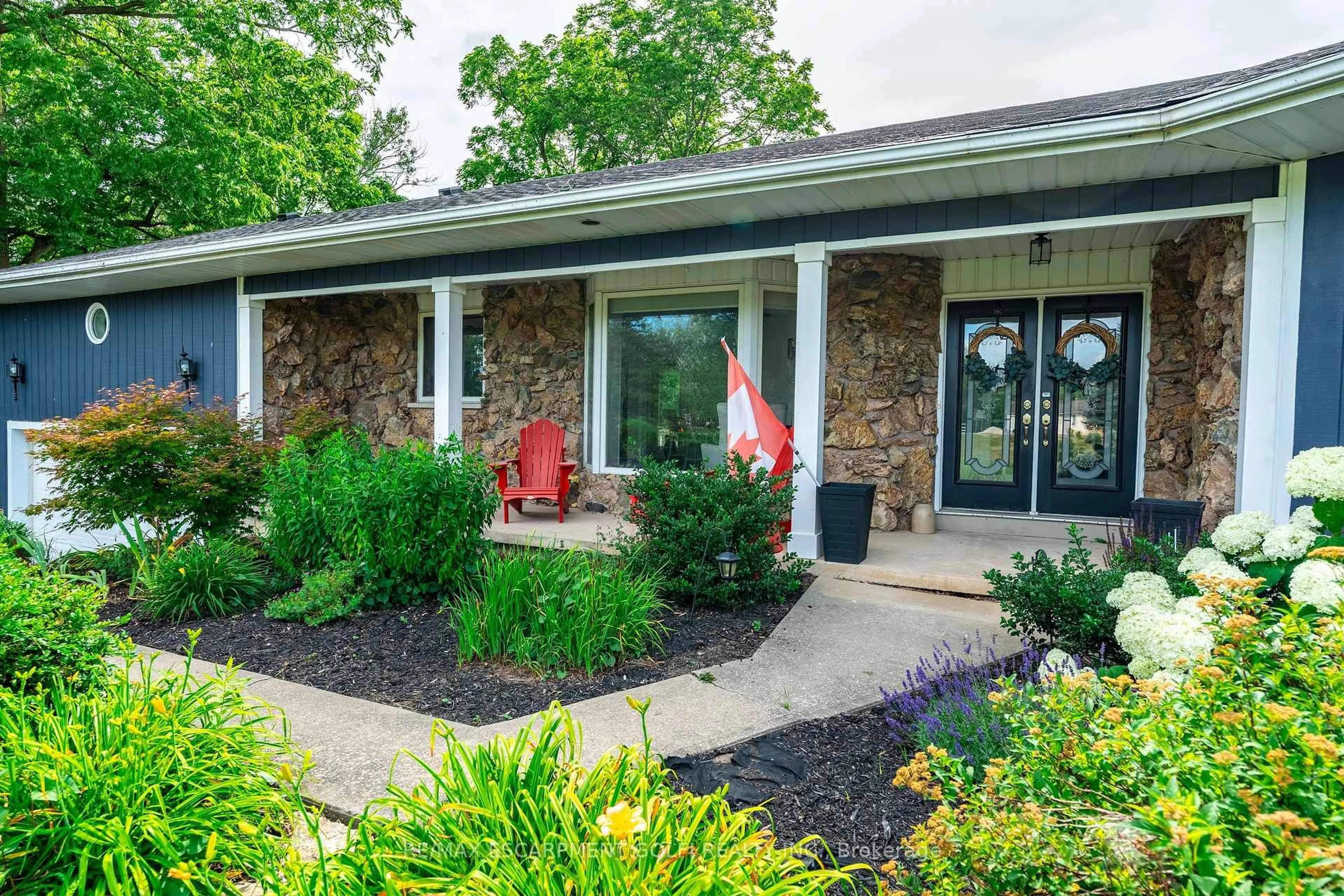 Unknown for 864 Caistorville Rd, West Lincoln Ontario N0A 1C0