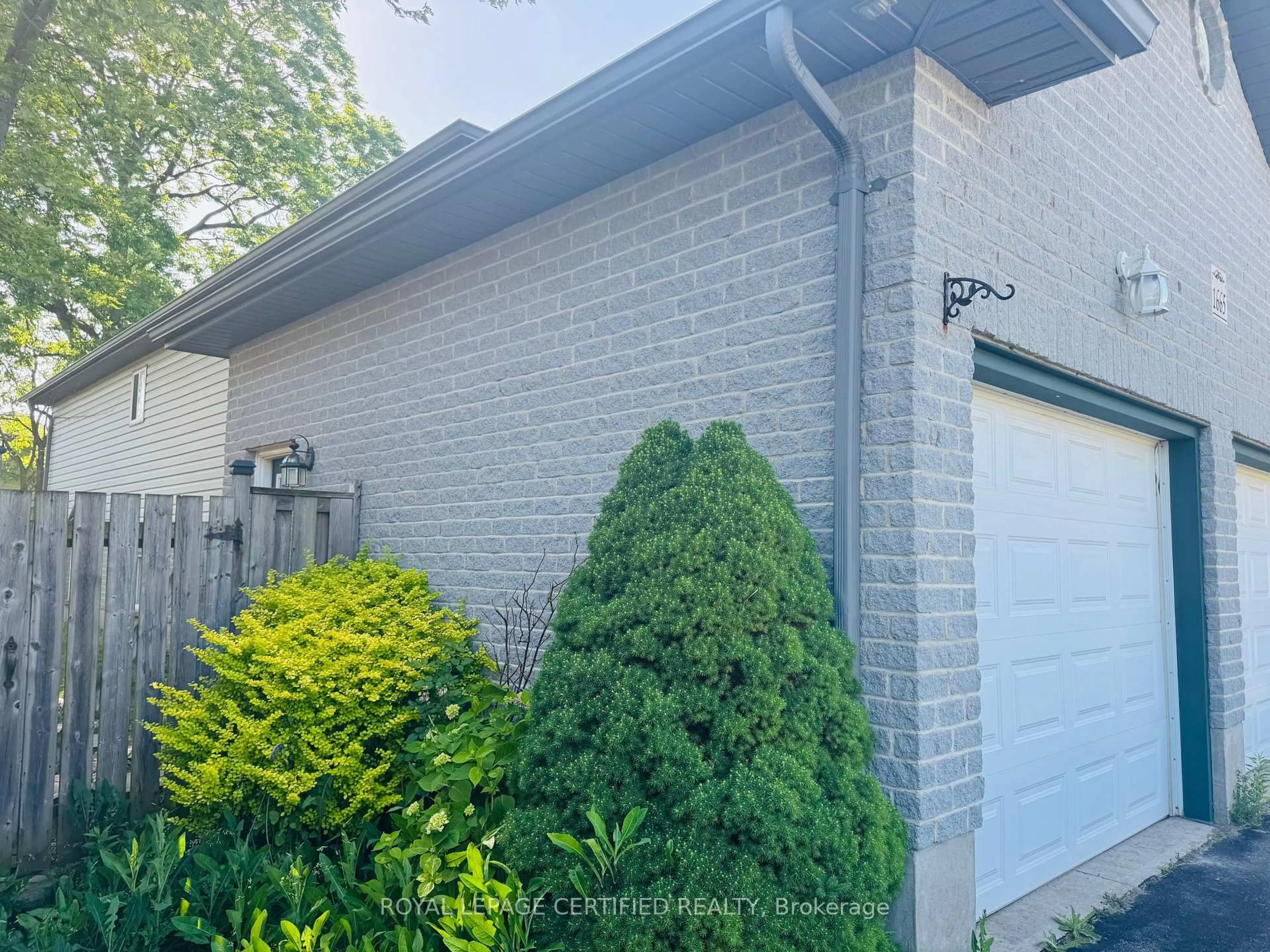 Home with brick exterior material, street for 1665 Healy Rd, London North Ontario N6G 5P2
