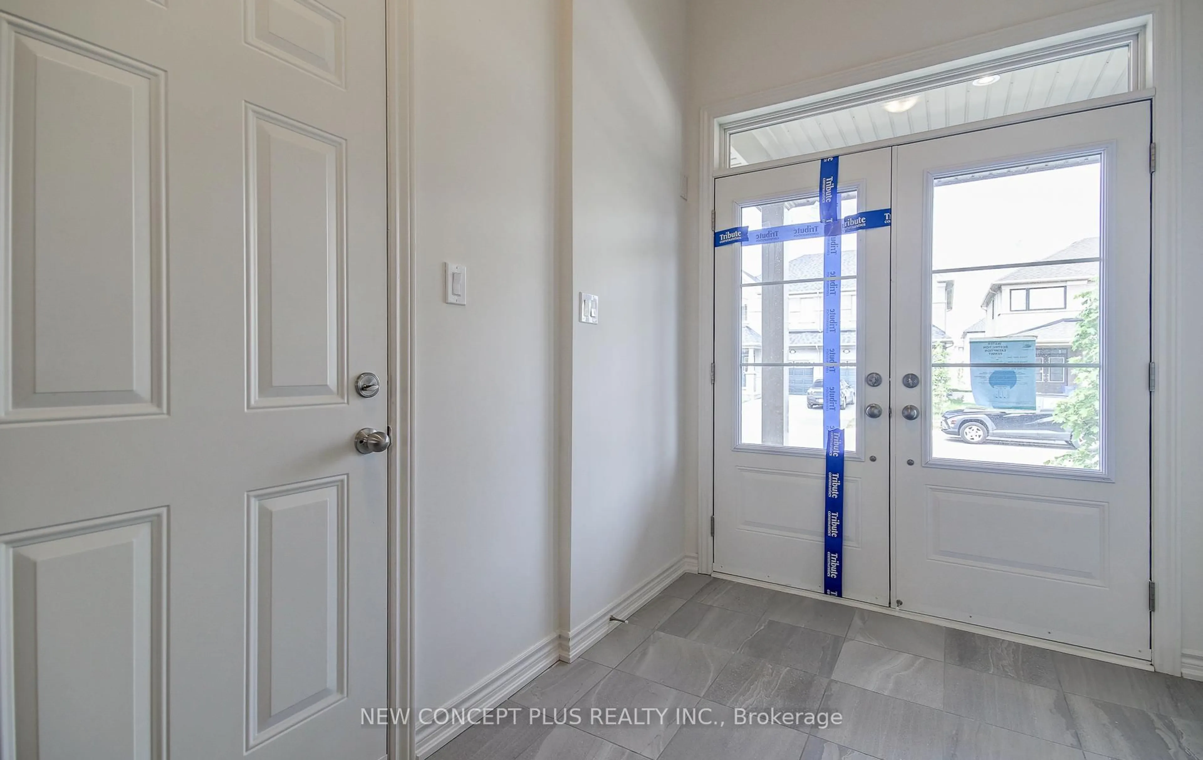 Indoor entryway for 68 Prest Way, Centre Wellington Ontario N1M 0K1